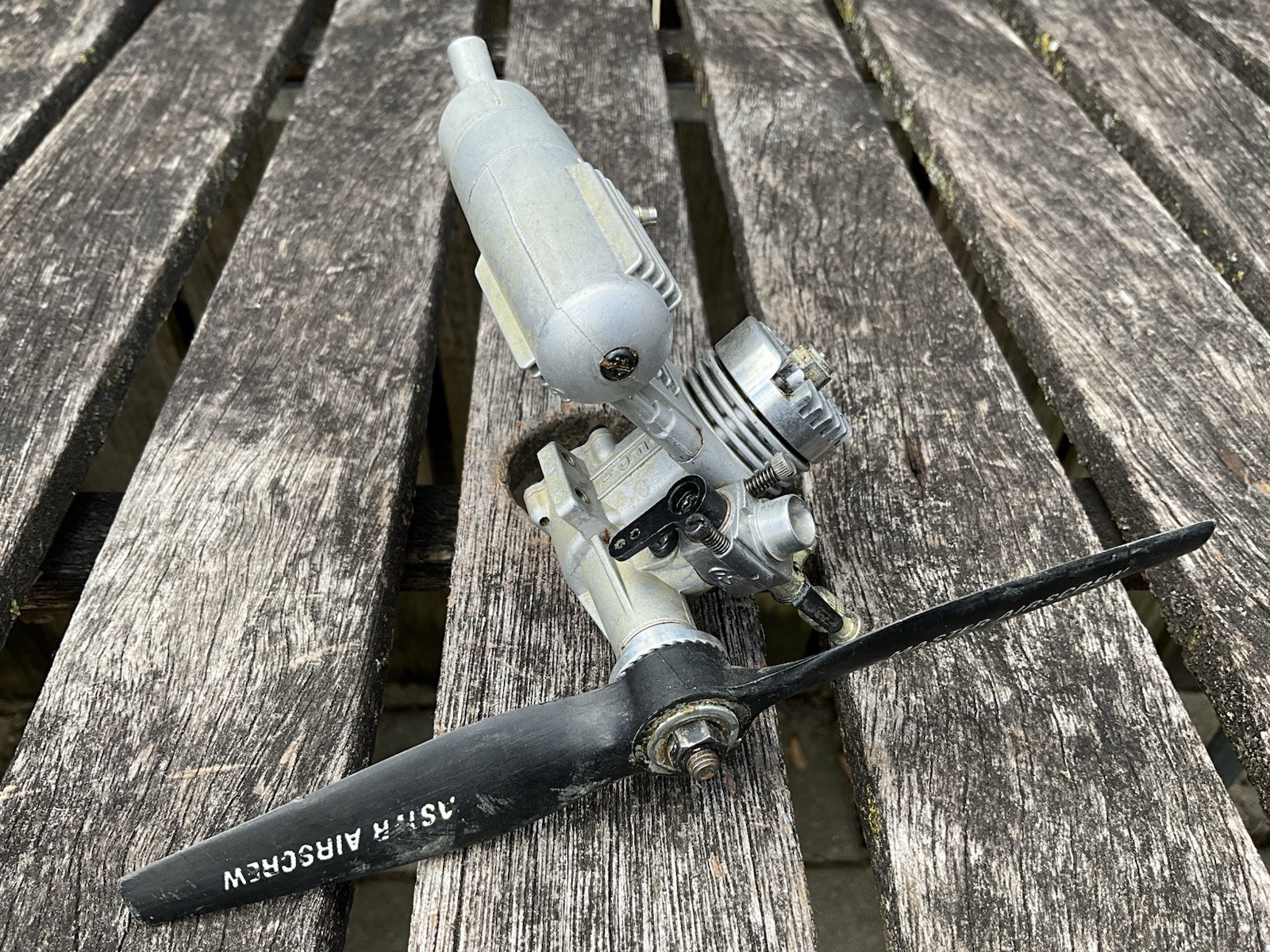 OS Max 10 FP R/C 2 STROKE GLOW ENGINE WITH MUFFLER, USED