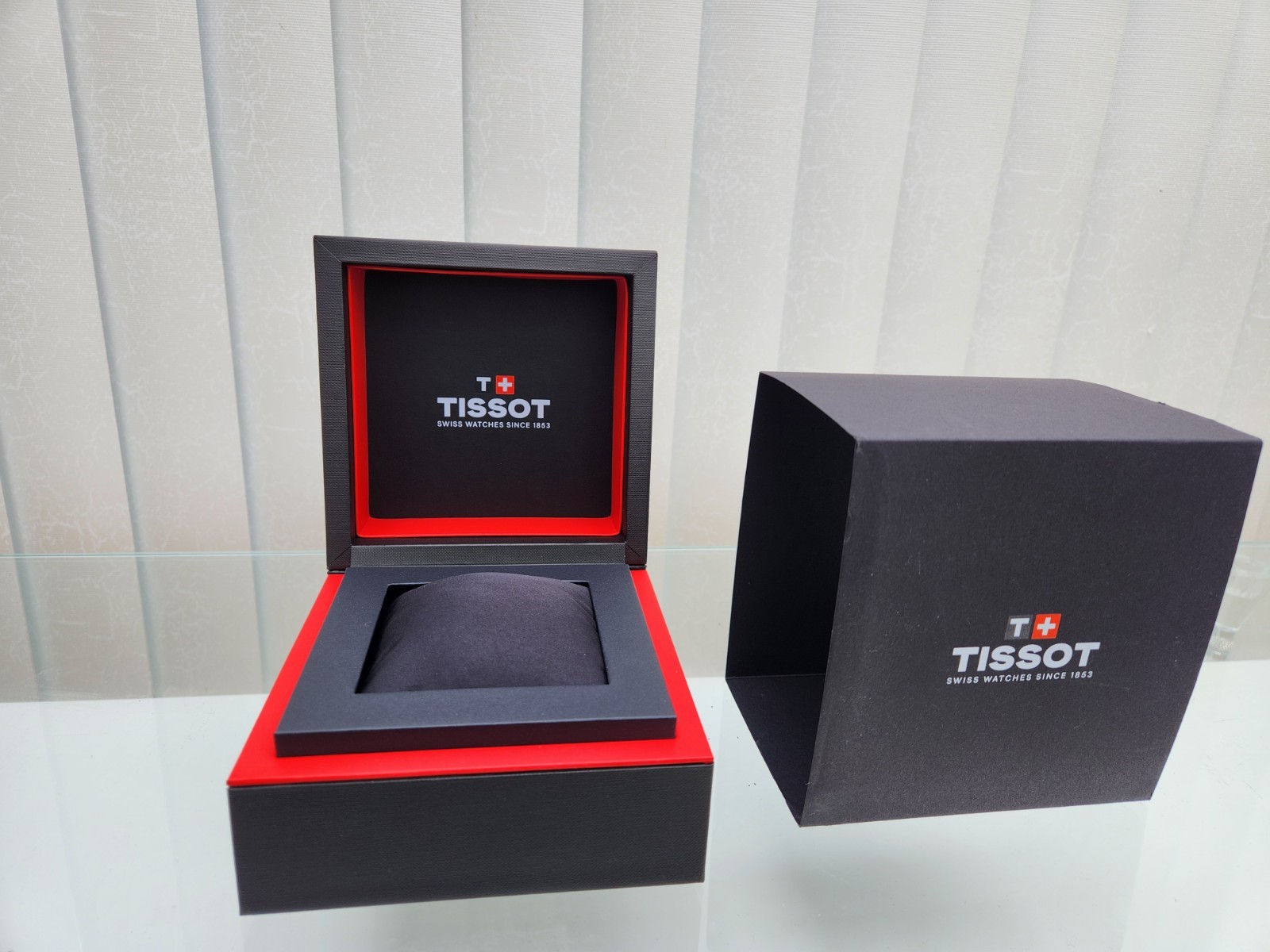 100% GENUINE ORIGINAL TISSOT WATCH BOX EMPTY WITH OUTER SLEEVE