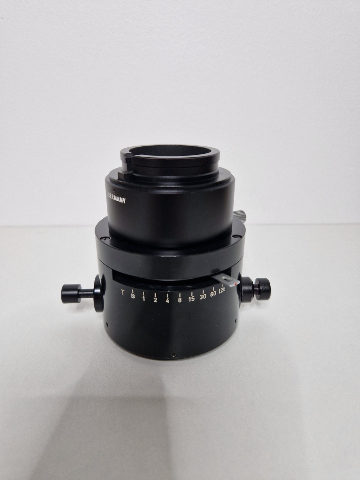 Leitz Wetzlar Leaf Shutter Microscope Camera Attachment