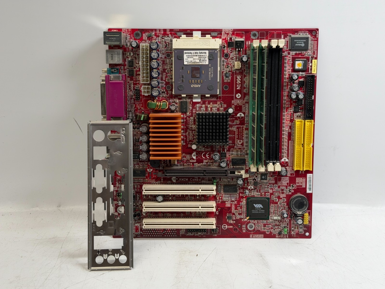 Vintage MSI MS-6738 KM2M Combo Socket 462 AMD Duron 1.3GHz 1GB RAM DDR
