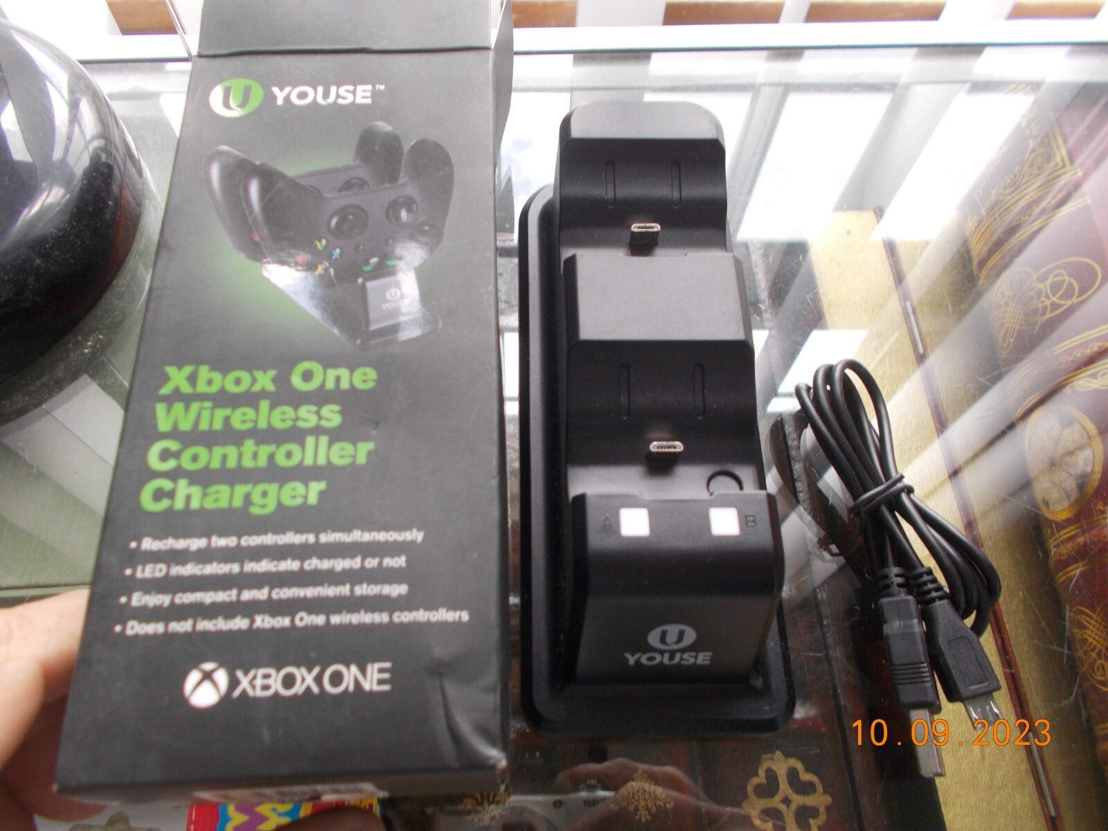 NIOB U-Youse Xbox One Wireless Controller Charger for 2 Controllers