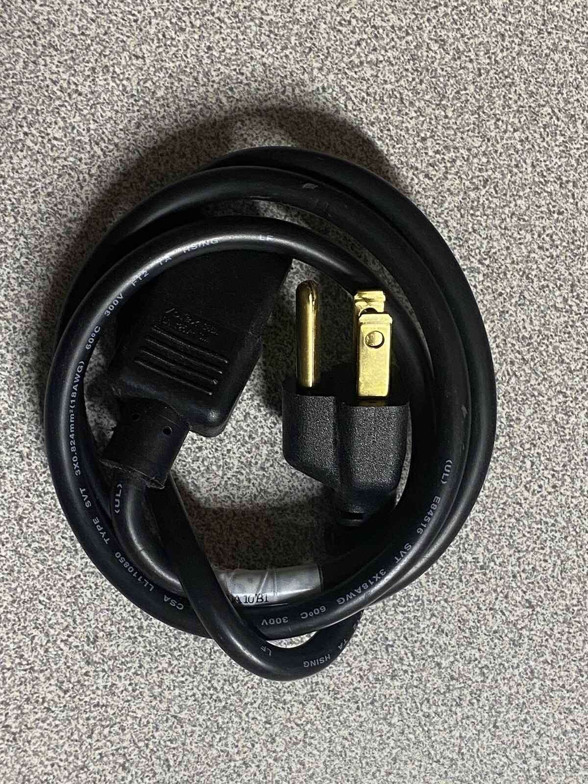 Extron Versa VYC 100N NTSC Video Decoder With Video IN And Y / C Cables.