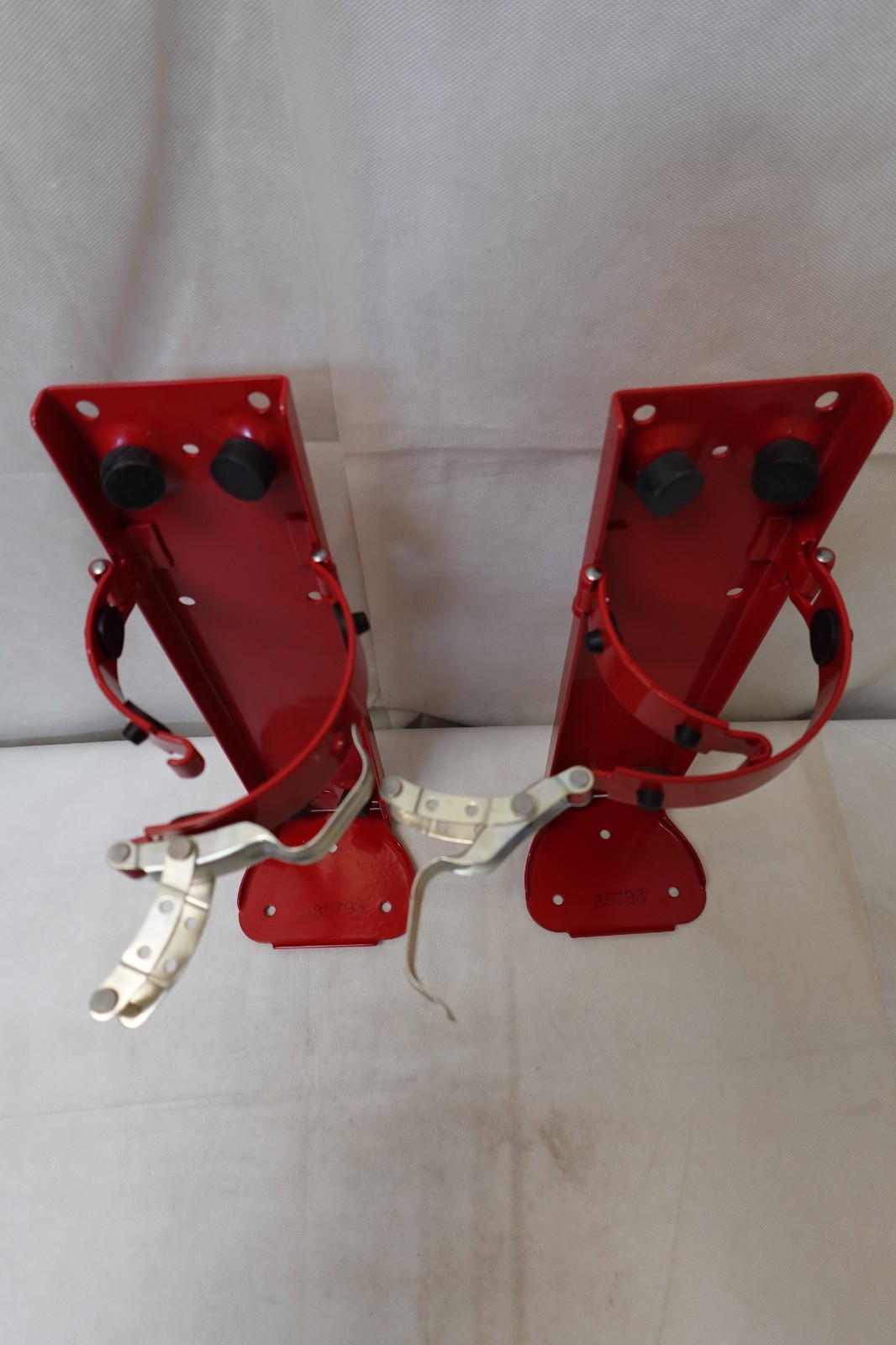 (2) Ansul Sentry - Fire Extinguisher Vehicle Mounting Bracket SY-10S / 435793