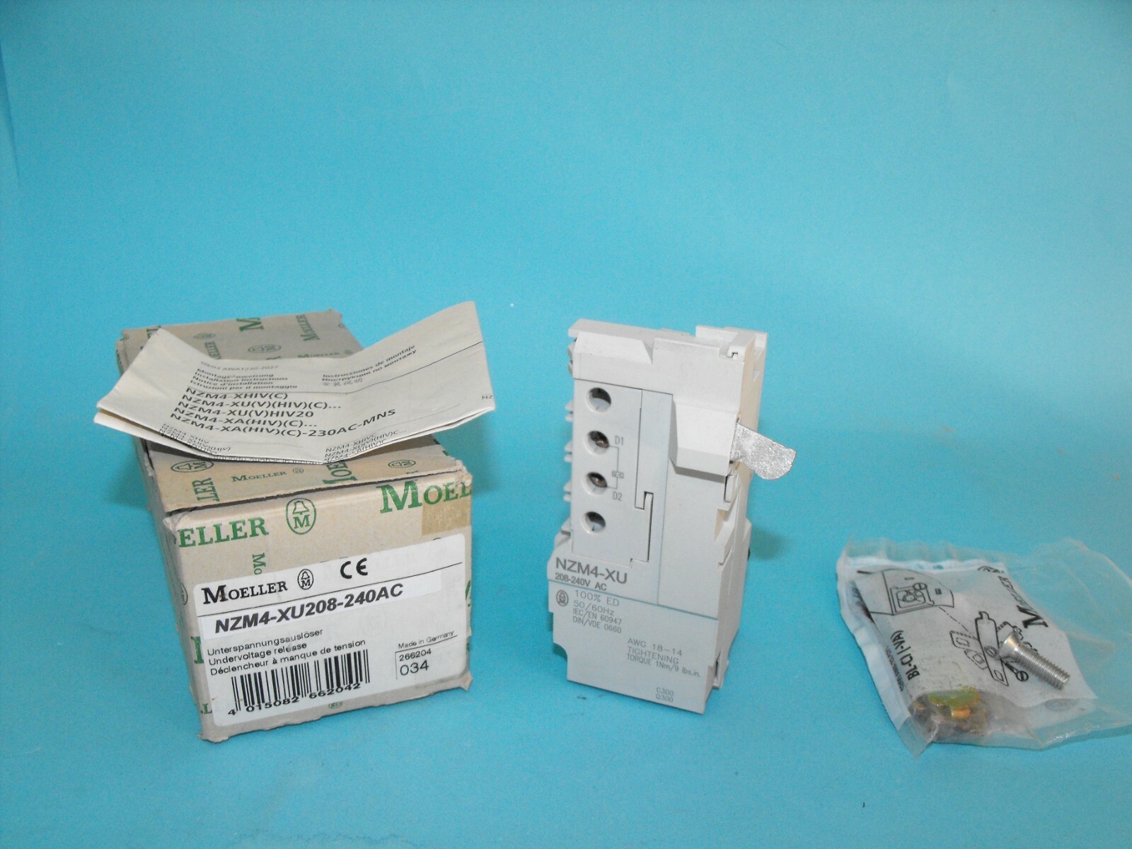 MOELLER NZM4-XU208-240AC.UNDERVOLTAGE RELEASE.NEW