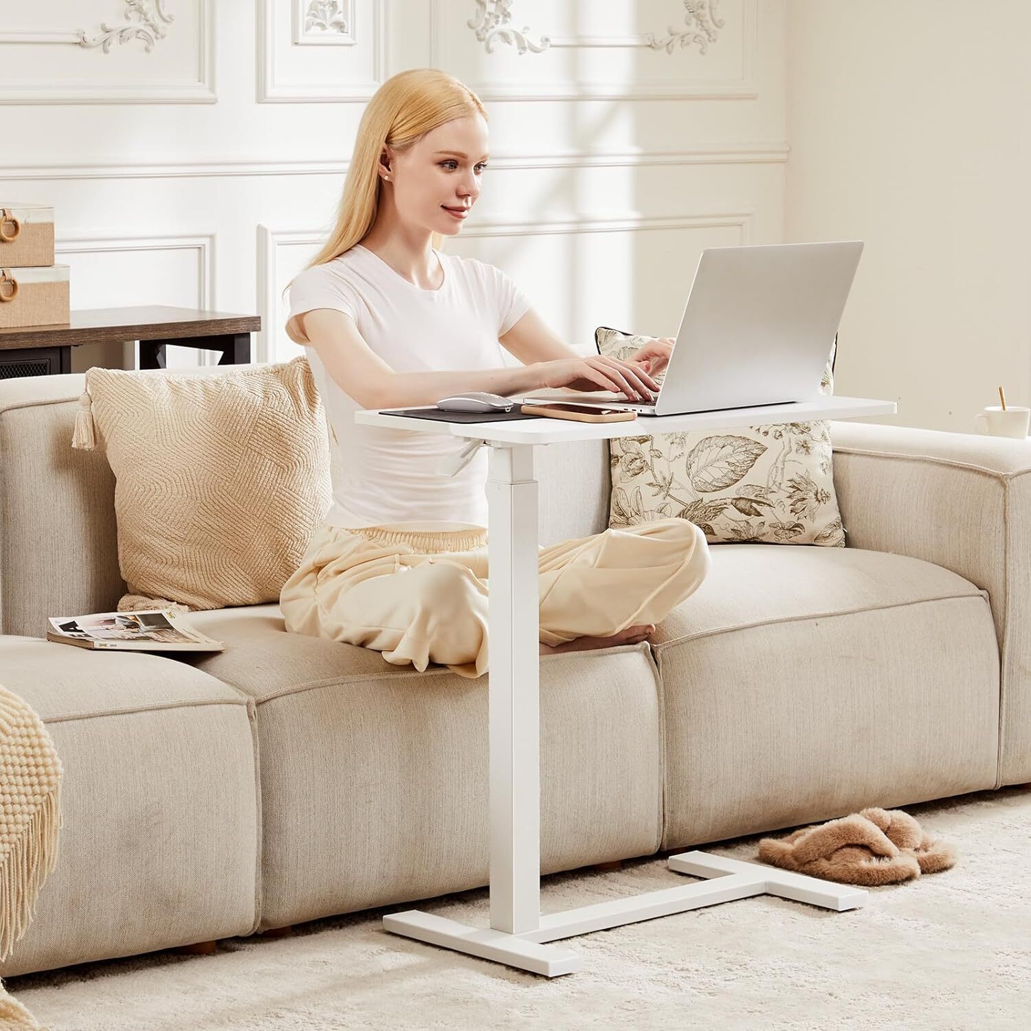 Adjustable Use Bed Standing Table Office Home Overbed Bedside Table with Wheels