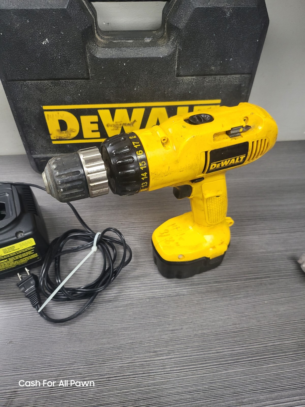 DeWalt 14.4V XRP DW954 Cordless Adjustable Drill/DrIVER TOOL CASE BATTERY