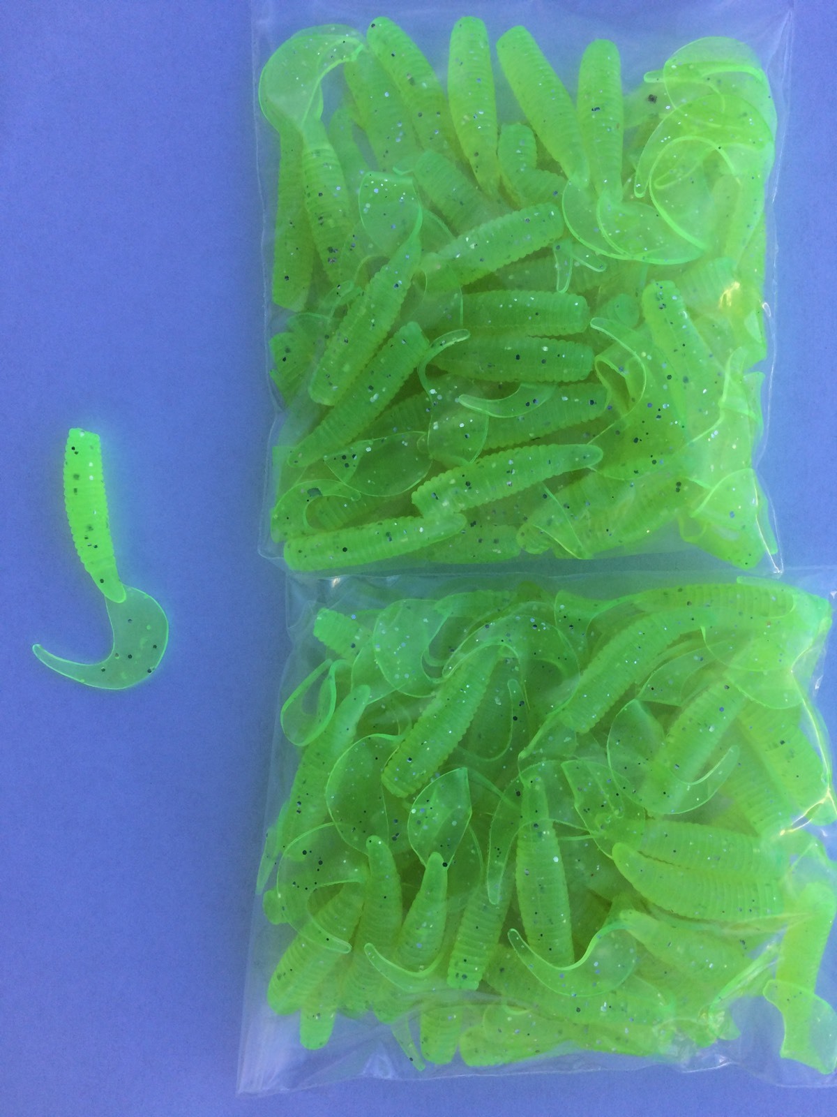 100ct 2.5" Chartreuse Curly Tail Grub bait Plastic Soft Fishing Lure Bass
