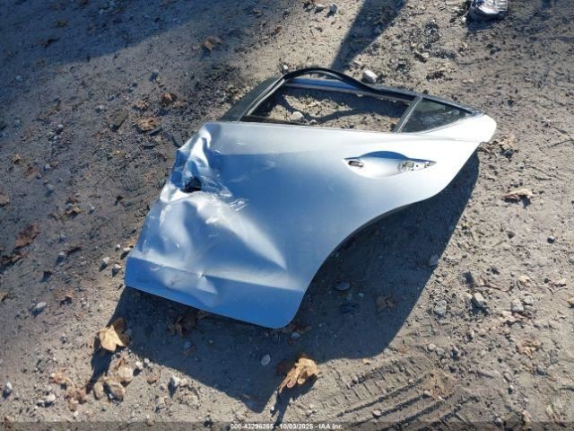 ILX 2019 Glove Box 4941275