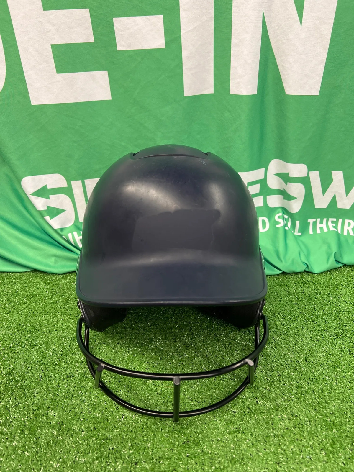 Used 7 3/8 Mizuno Batting Helmet