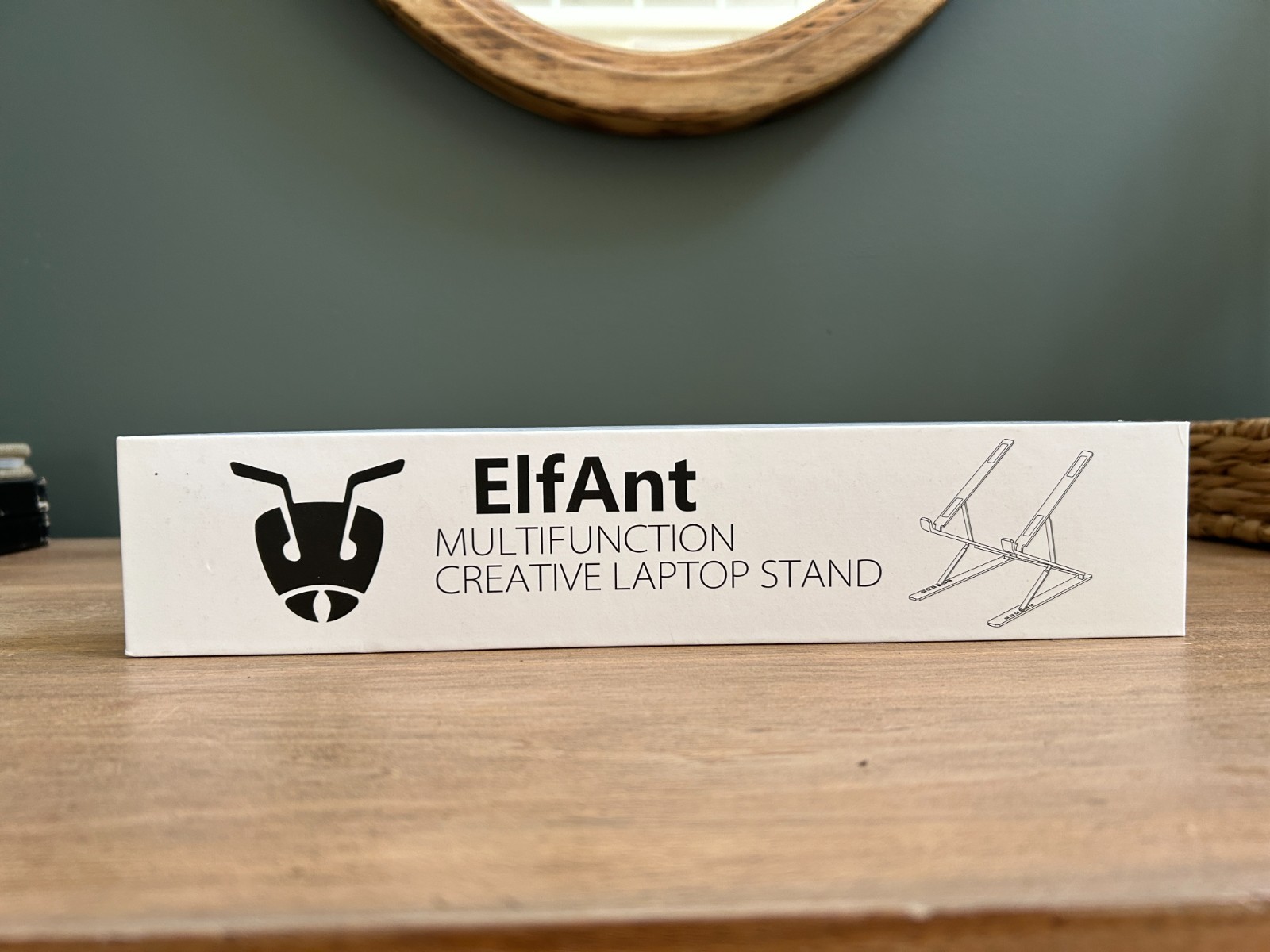 Laptop Stand Adjustable Portable Aluminum for 10" - 17" Laptop Tablet(NEW)