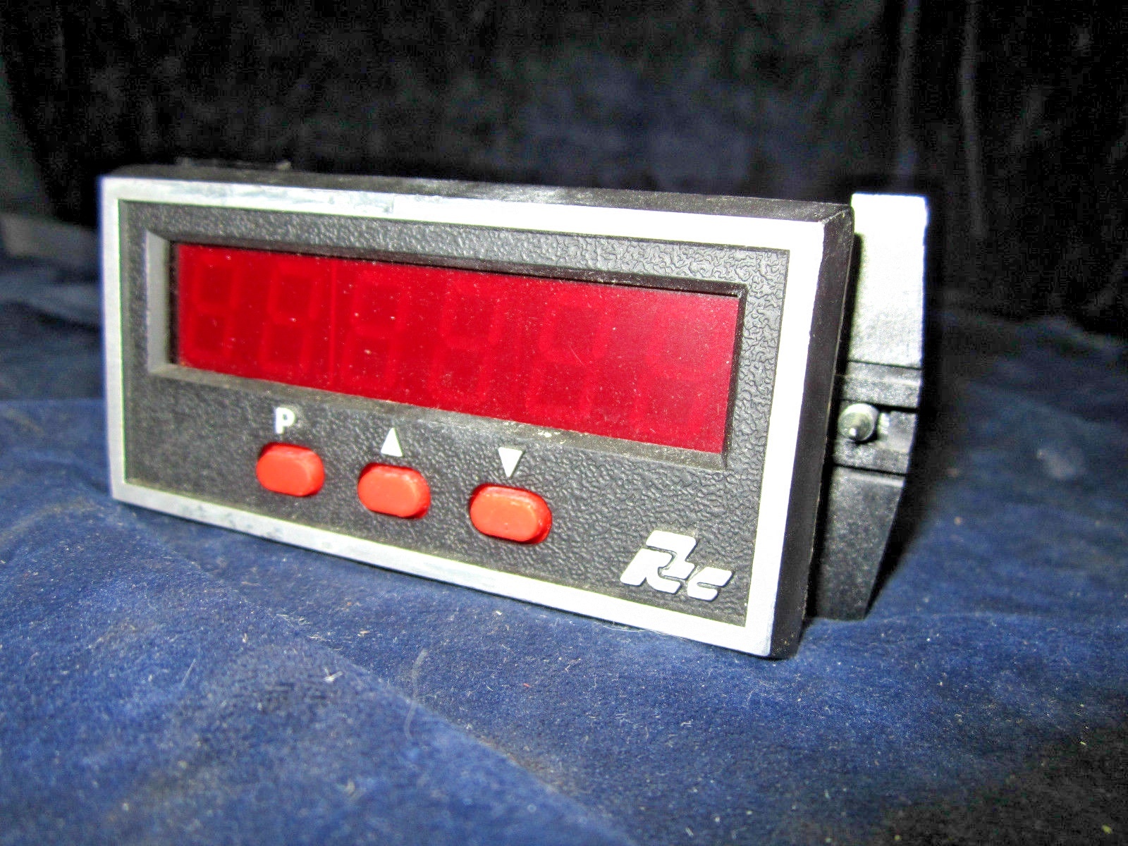 Red Lion Controls IMD23103 1992 Time Interval Rate Indicator