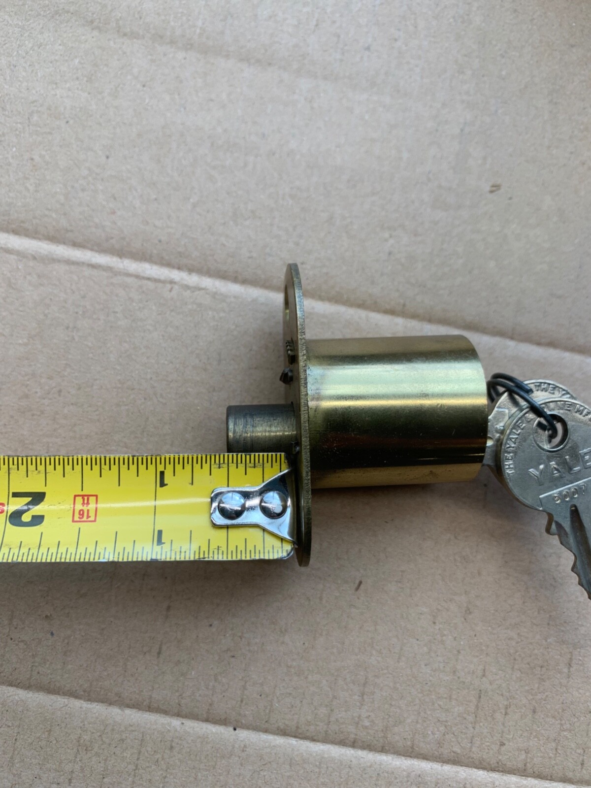 YALE DRAWER/DESK/ CABINET PUSH PLUNGER LOCK 1 1/8 INCH US3 (GOLD COLOR)