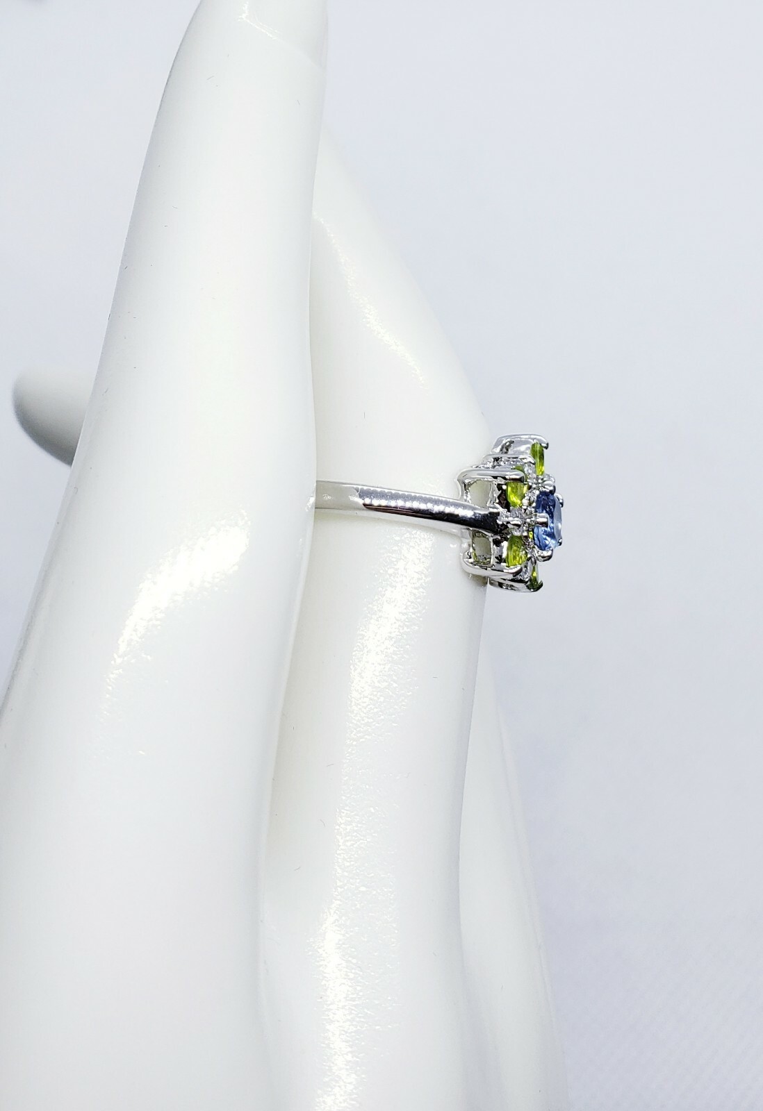 Solid 925 sterling silver Simulated Tanzanite, Peridot, and White CZ Ring IRN8