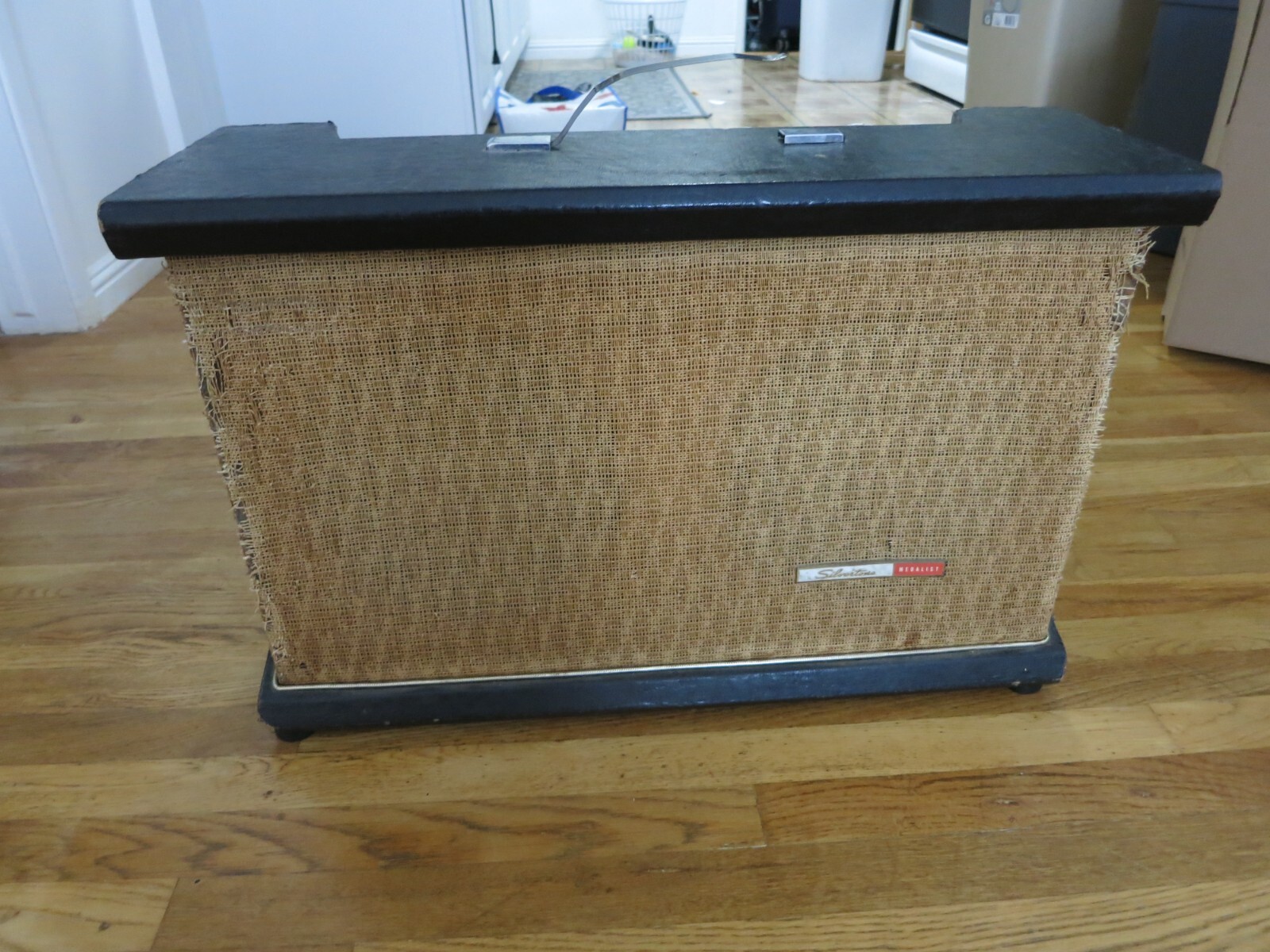 VINTAGE 1960s Silvertone Twin Twelve 1434 Medalist Tube Guitar Amp