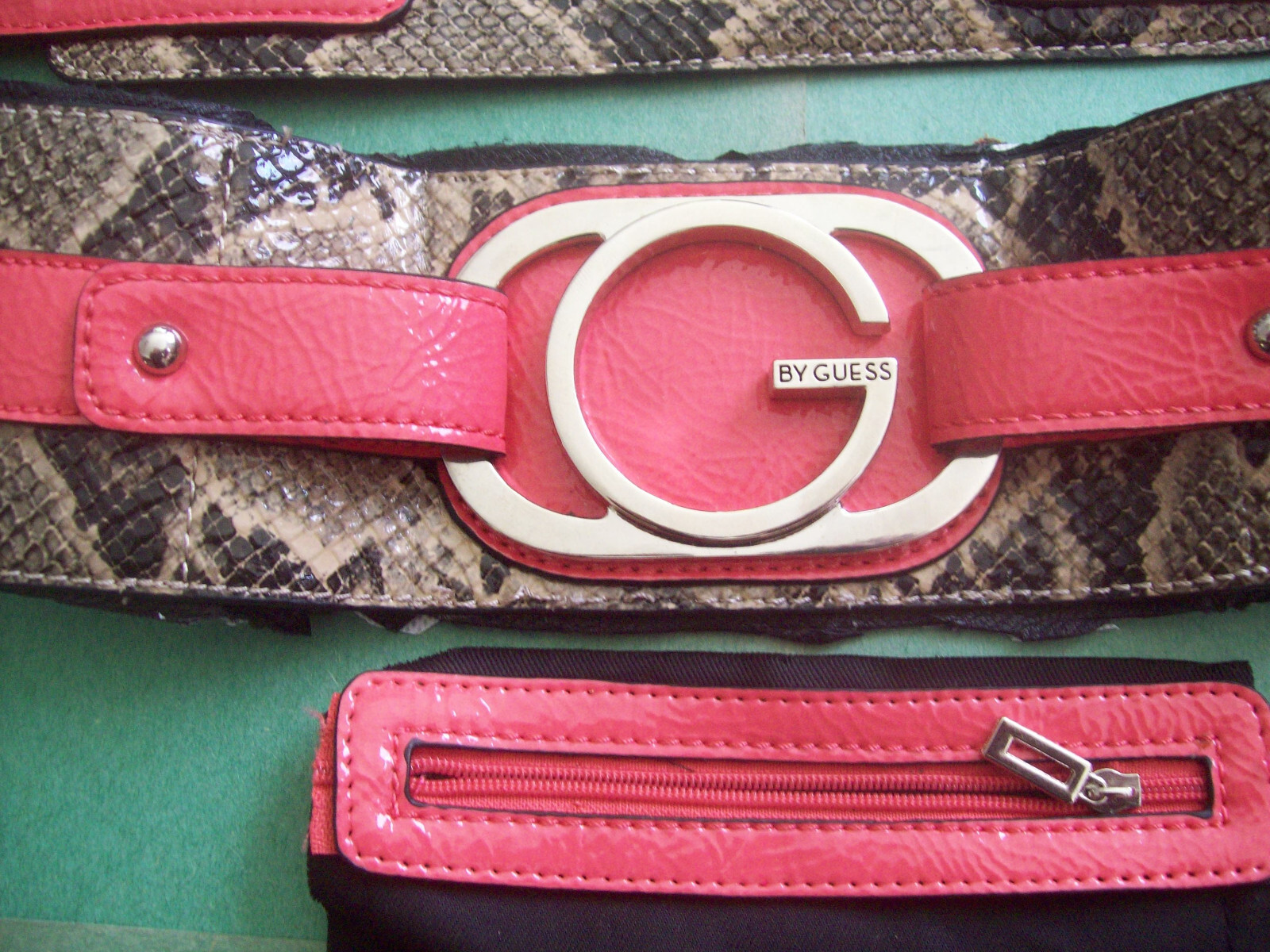 NEW WOMEN'S PARTS -LOGO BY GUESS,ZIP POCKET & HANDLE  FOR HANDBAG