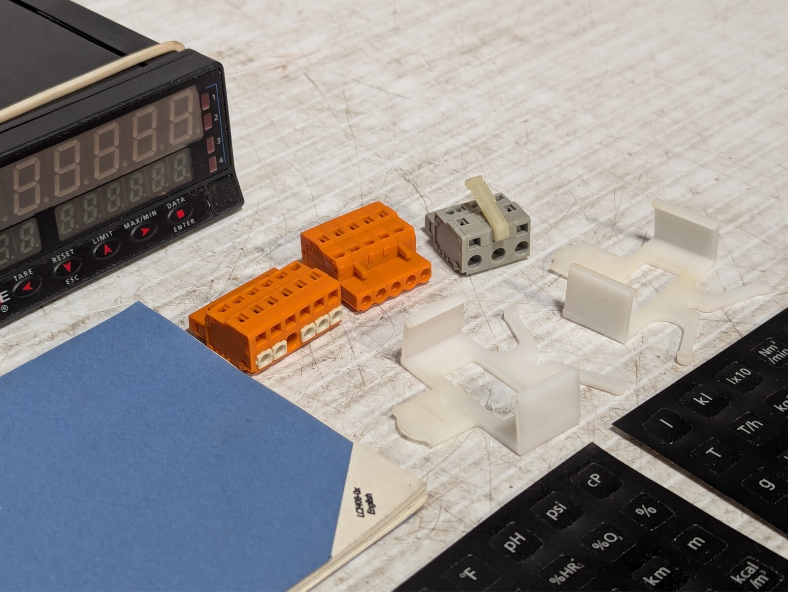 Love Controls LCI408-00 Multifunction Indicator, Dwyer