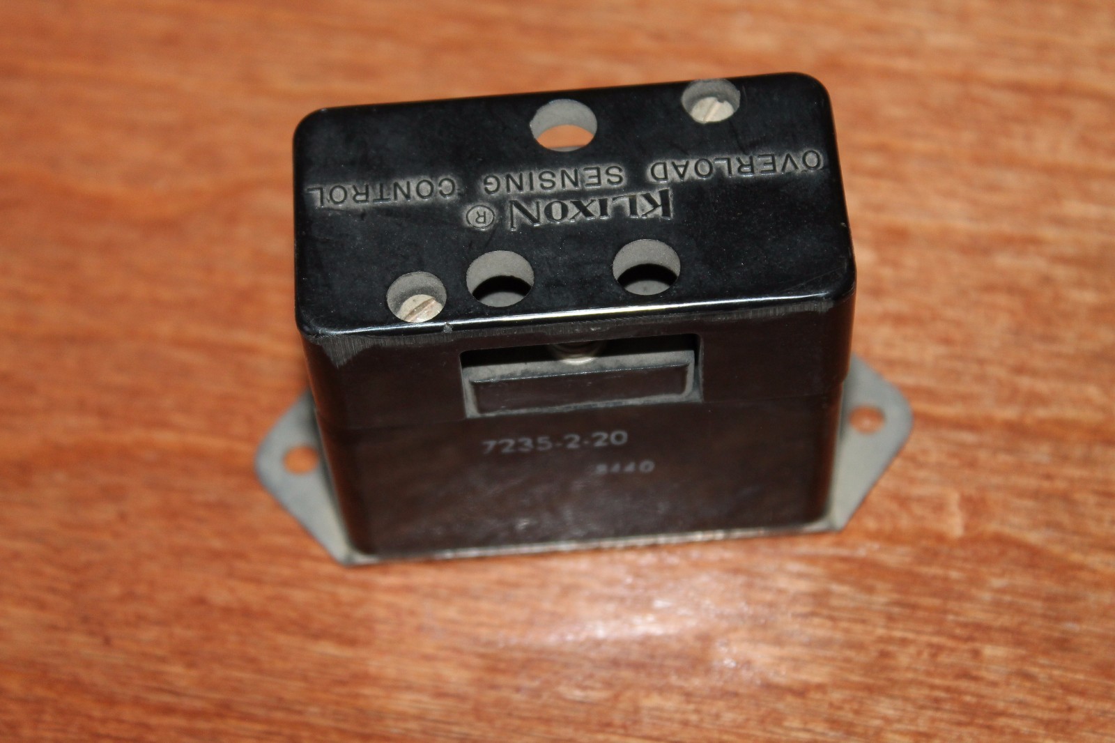 Klixon Overload Sensing Breaker 7235-2-20
