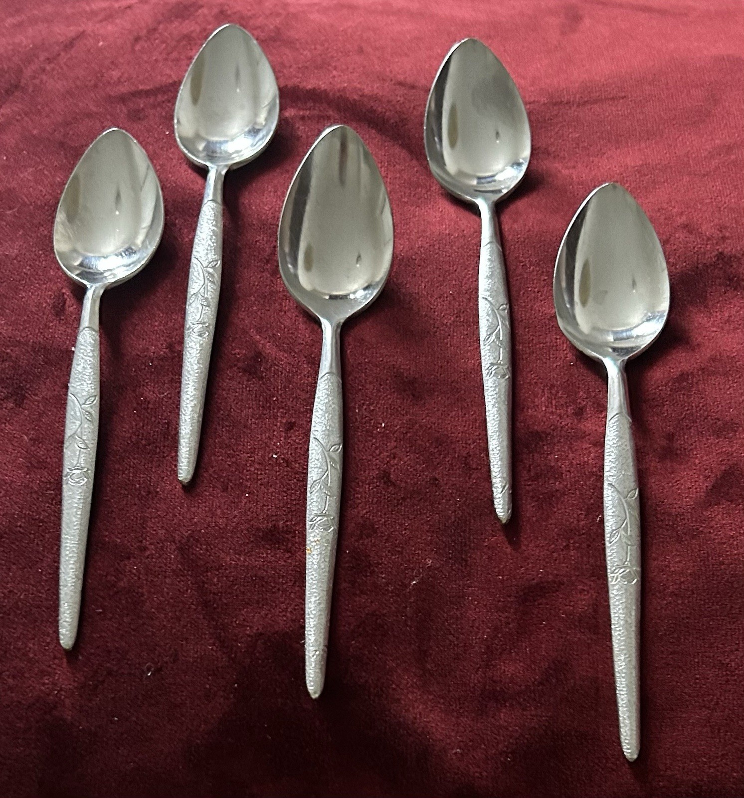 NASCO FLEUR STAINLESS -- *** 5 Teaspoons*** VGC