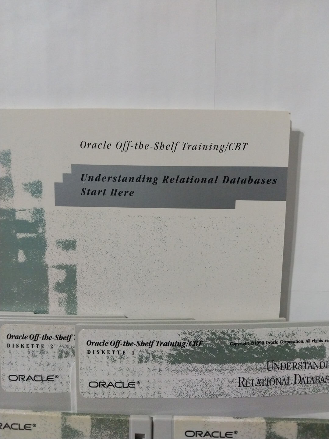 Oracle Understanding Relational Databases w/ 3.5" Disks and 5.25" Disks - See