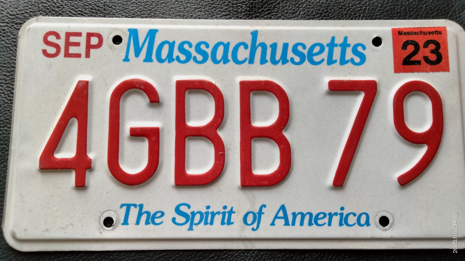 Massachusetts License plate 4GBB79 - The spirit of America - EXPIRED