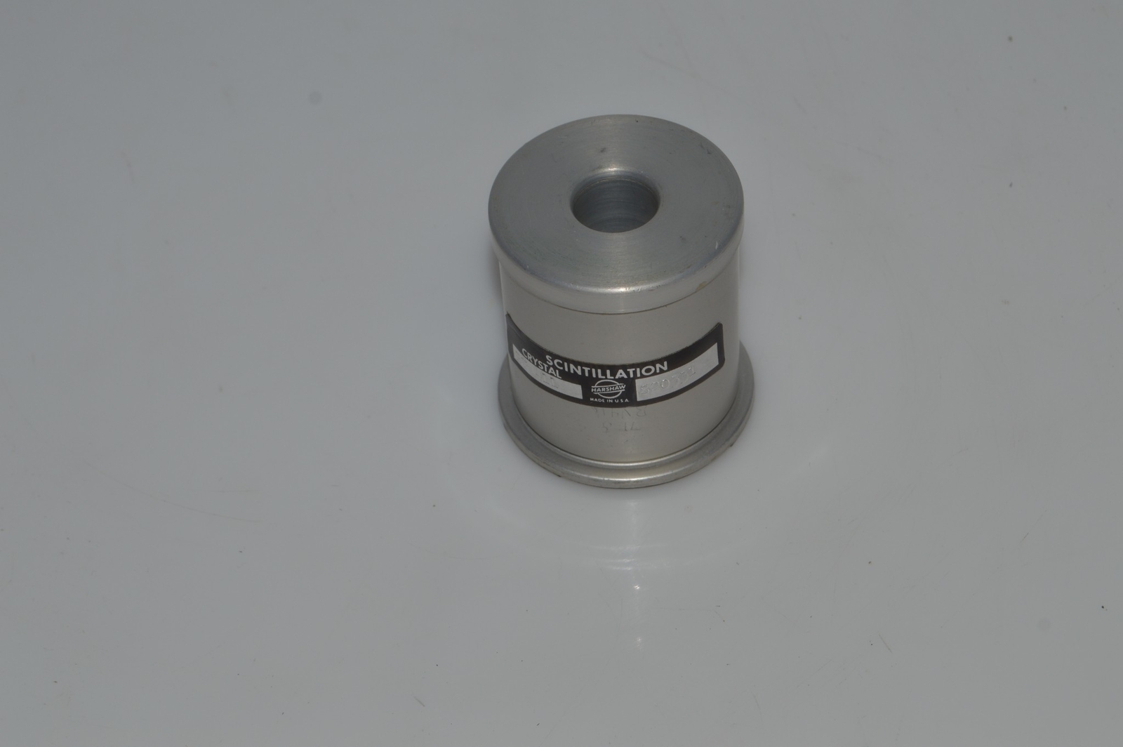 *TC* HARSHAW SCINTILLATION DETECTOR BY 411 2" (TAF57)