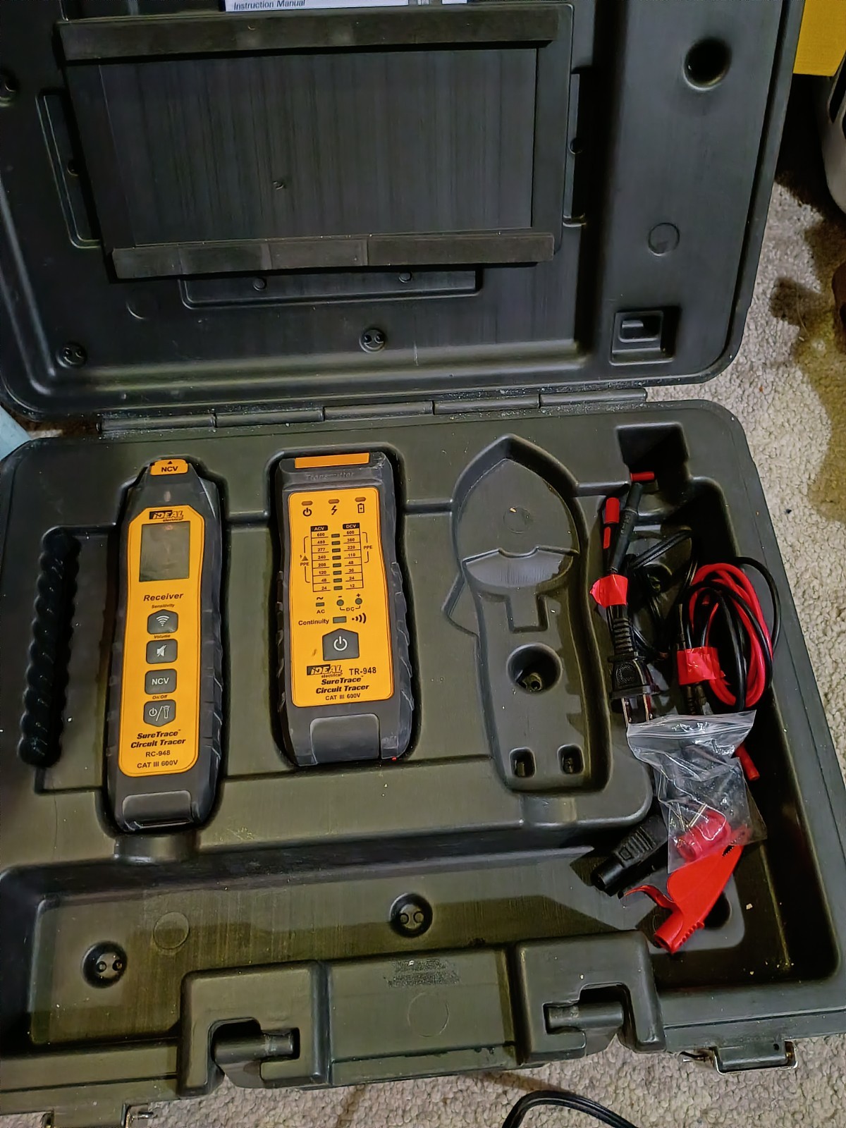 IDEAL SureTrace Circuit Tracer Kit TR-948 Transmitter w/ RC-948 Receiver