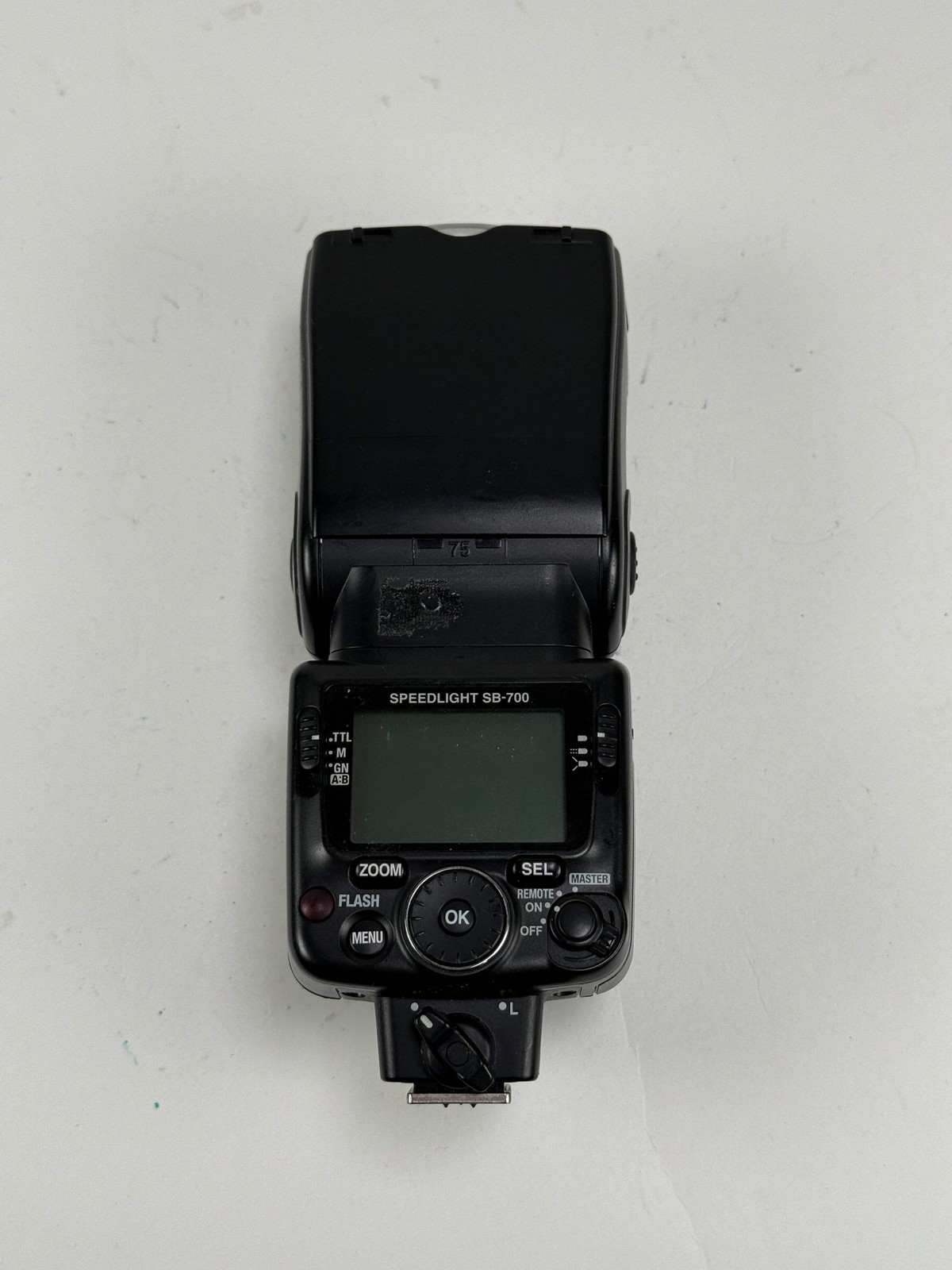 Nikon Speedlight SB-700 Shoe Mount Flash