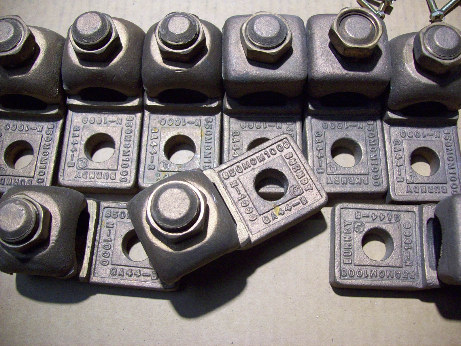 LOT OF 3 BURNDY QA44-B TERMINAL LUG  5/8" STUD 850-1000 kcmil MECHANICAL GROUND