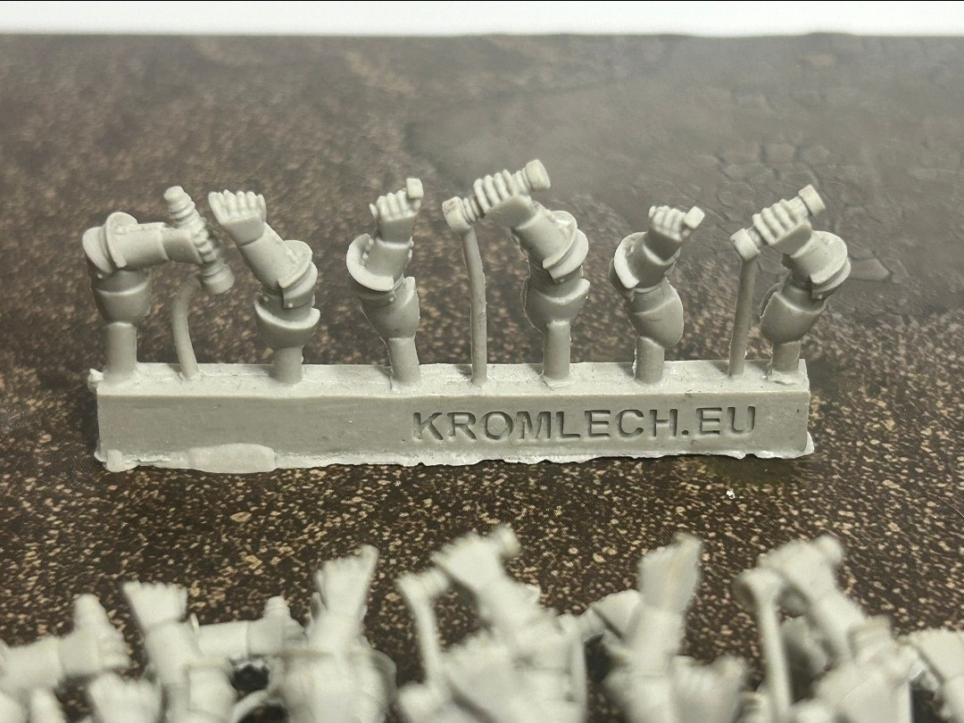 Kromlech Heavy Weapons Arms Bits Pack New