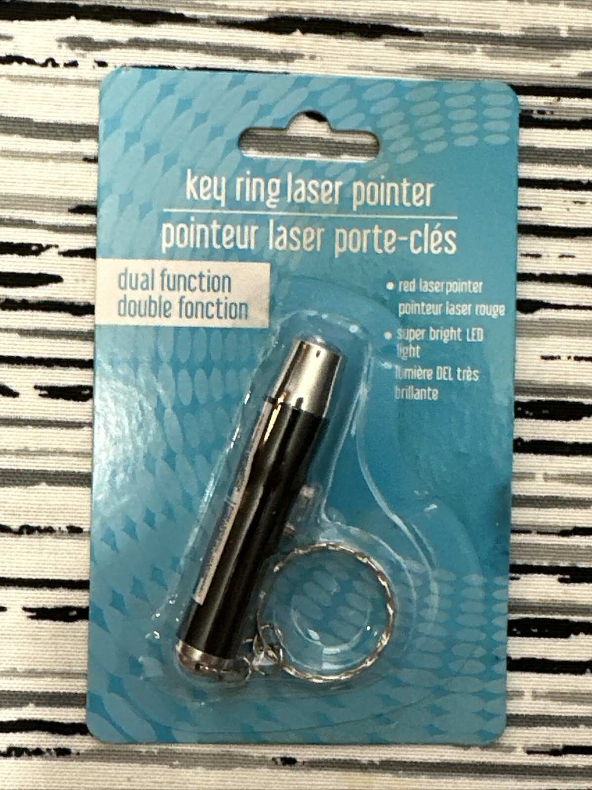 Gold tone Key ring LASER POINTER beam LED Super Bright 2.5" & Magnifying Glass