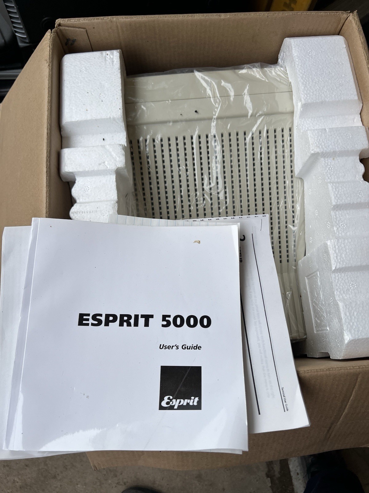 Esprit Systems 5000 12" Vintage Terminal Computer Systems Tested works great