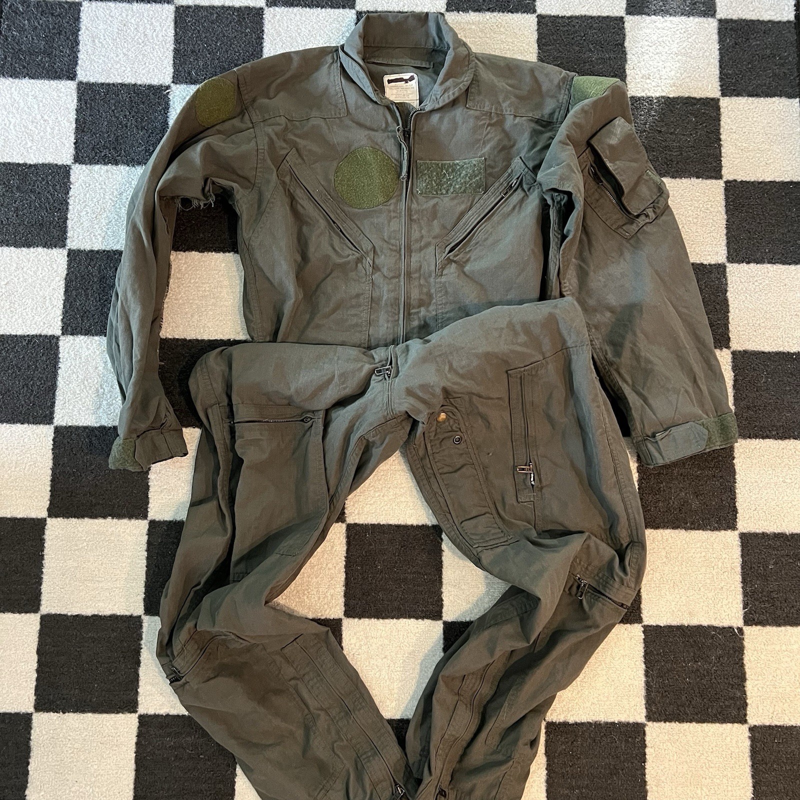 US Military Flight Suit Mens 40R Green Flyers CWP-27/R USAF Coveralls