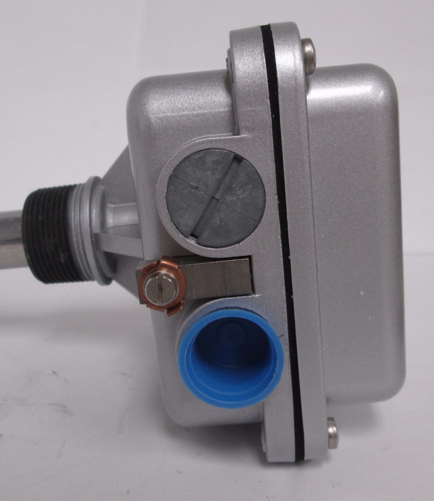 4B Components ATS7V0FC-300 Radio Frequency Capacitance Point Level Indicator