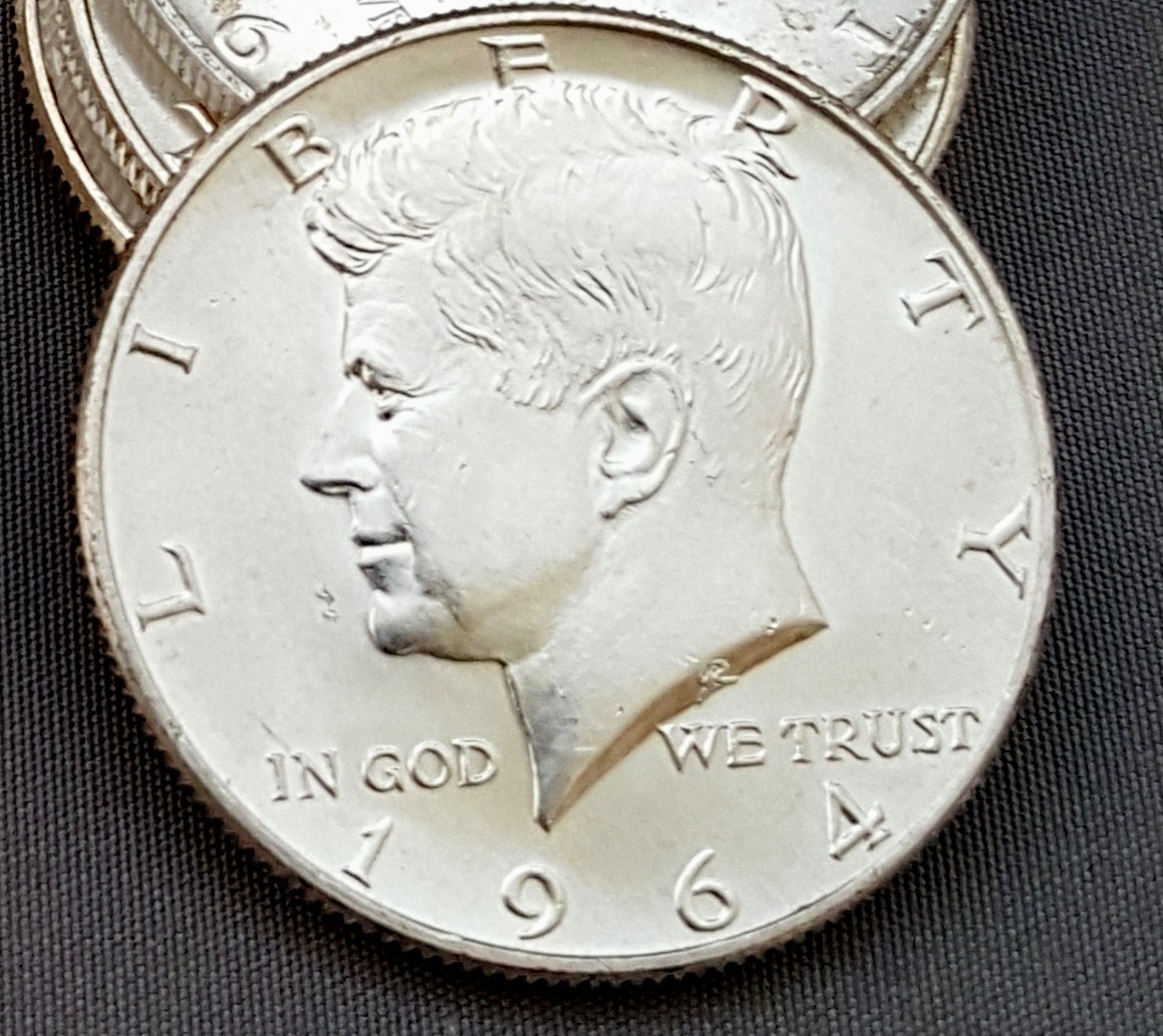 1964 90% SILVER KENNEDY HALF DOLLAR BRILLIANT UNCIRCULD SAVE ON  MULTI-COIN BUY