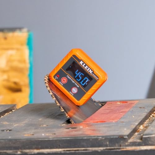 Klein Tools Digital Angle Finder Gauge Magnetic Base Degrees In/Ft