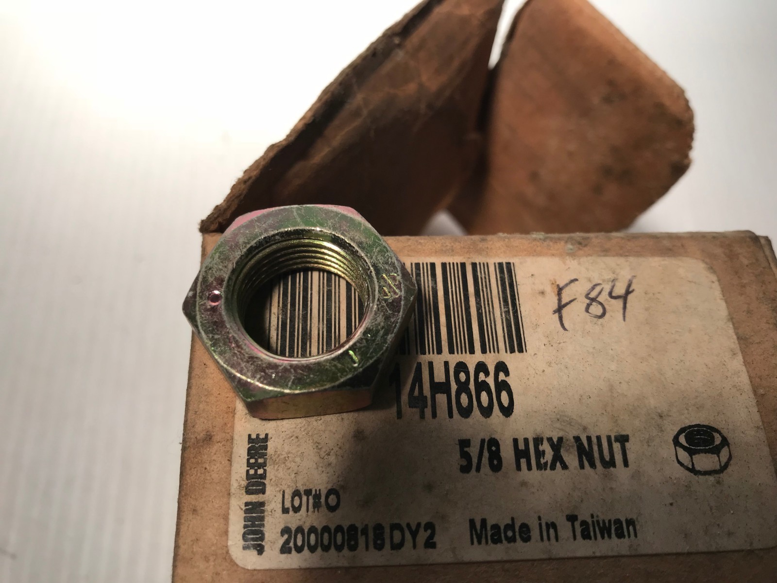 14H866  GENUINE John Deere HEX NUT 5/8"  QTY of 1 Replaces 50010106 & 50018190
