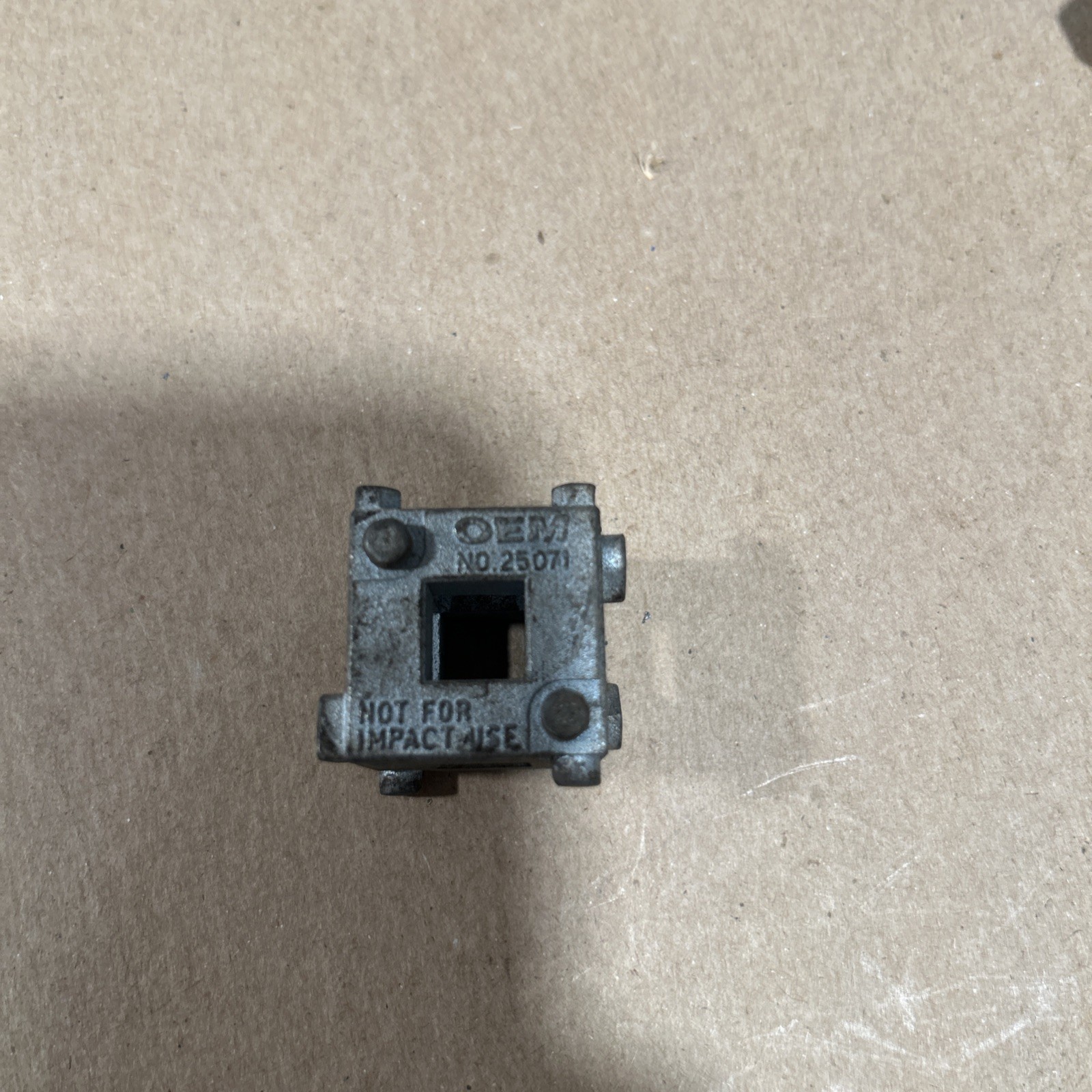 OEM No.25071 Rear Disc Brake Piston Tool. Not For Impact Use. 3/8 Drive.