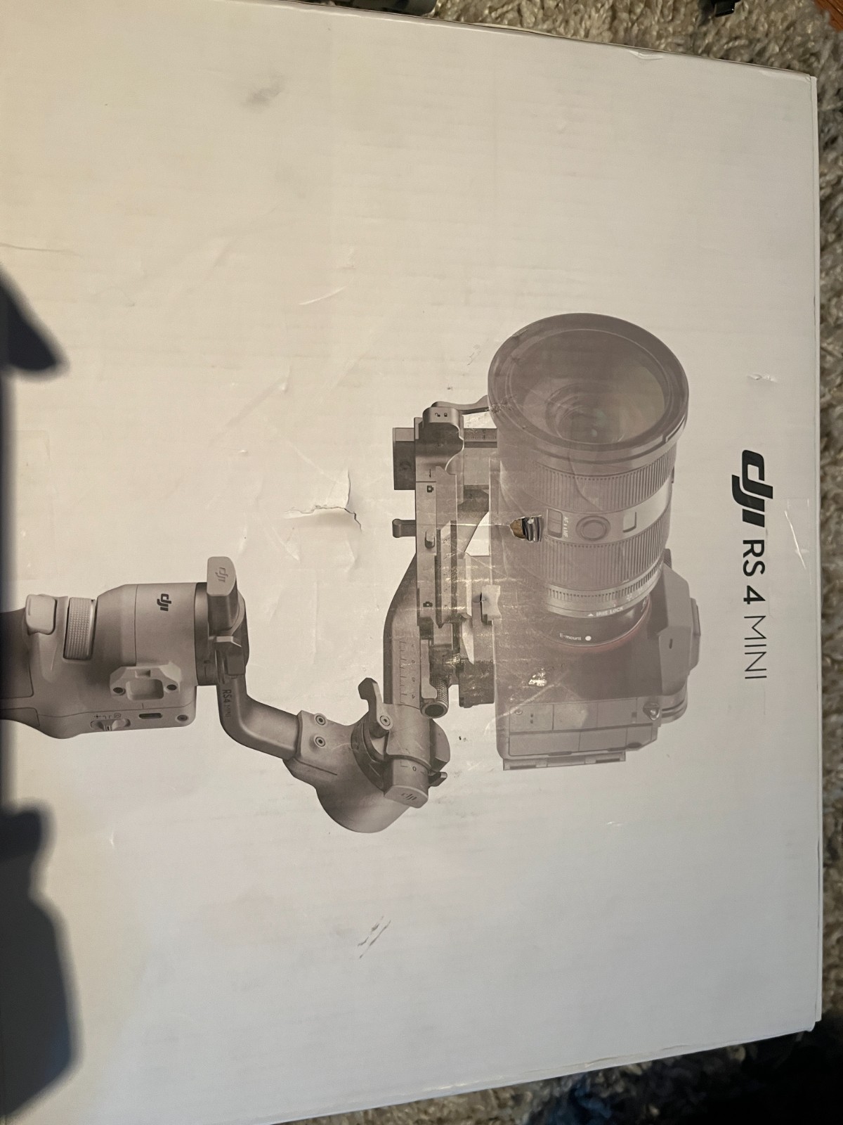 DJI - RS 4 Mini 3-Axis Gimbal Stabilizer - Gray