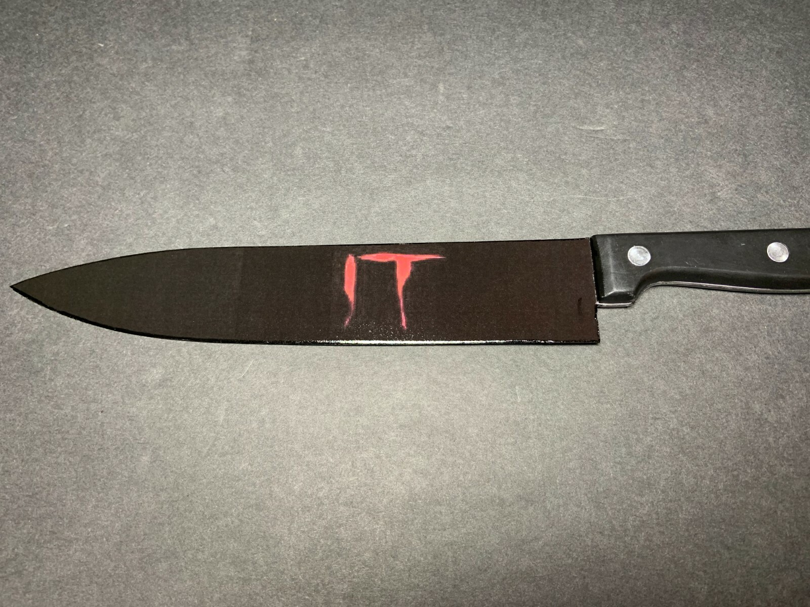 IT 2018 Penny Wise Knife With Sublimated Stand