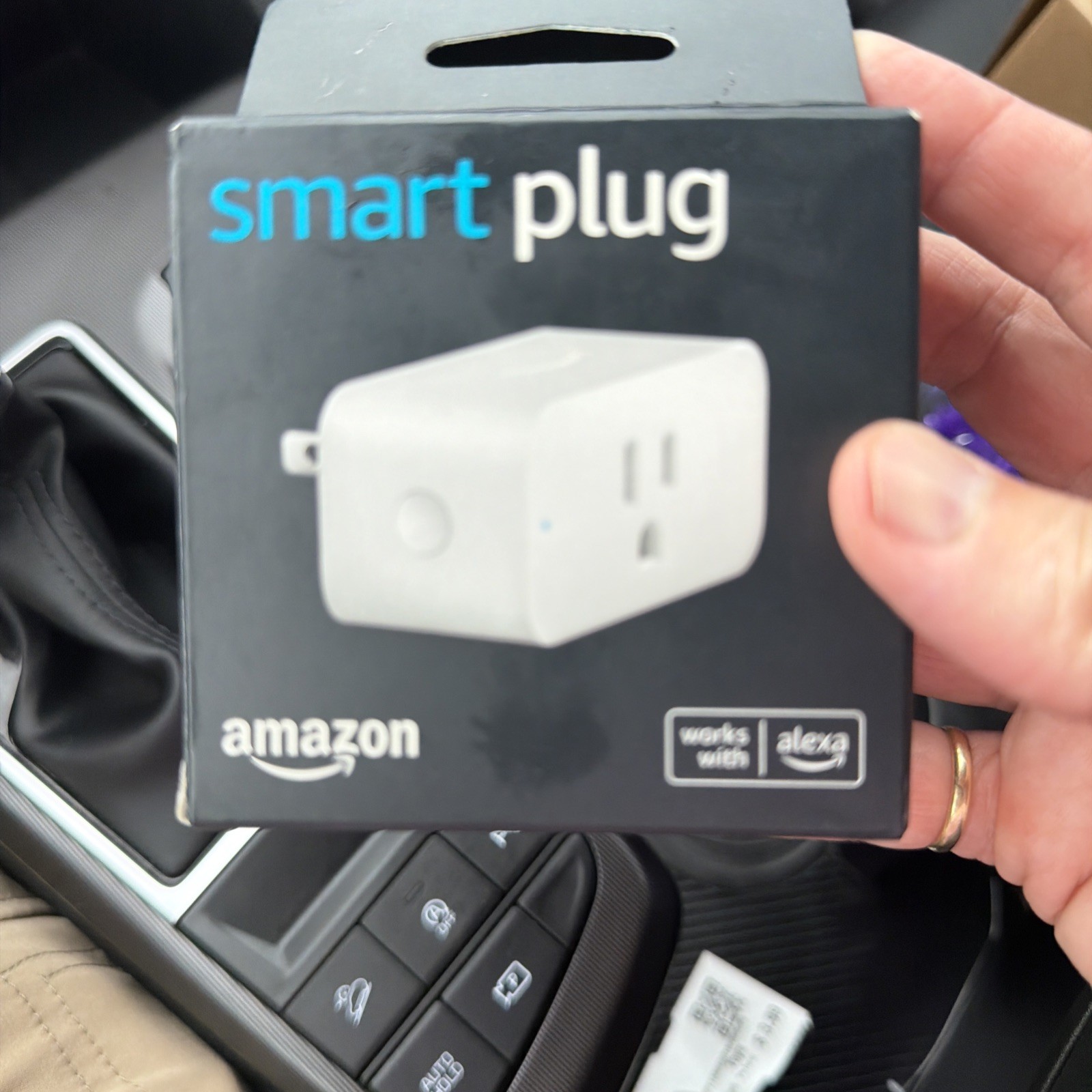 Sealed Amazon Smart Plug Works With Alexa  to Contol Lights - White