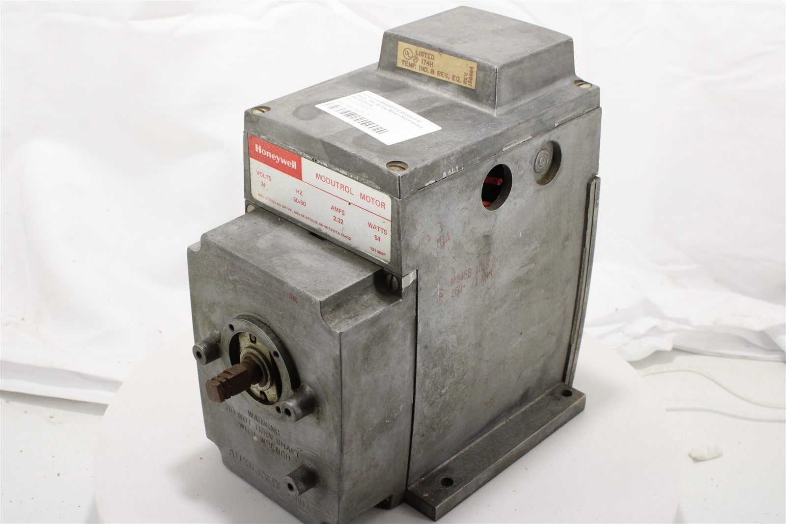Honeywell M845B1018 Modutrol IV Damper Motor | 24V AC | 60 lb-in | SR