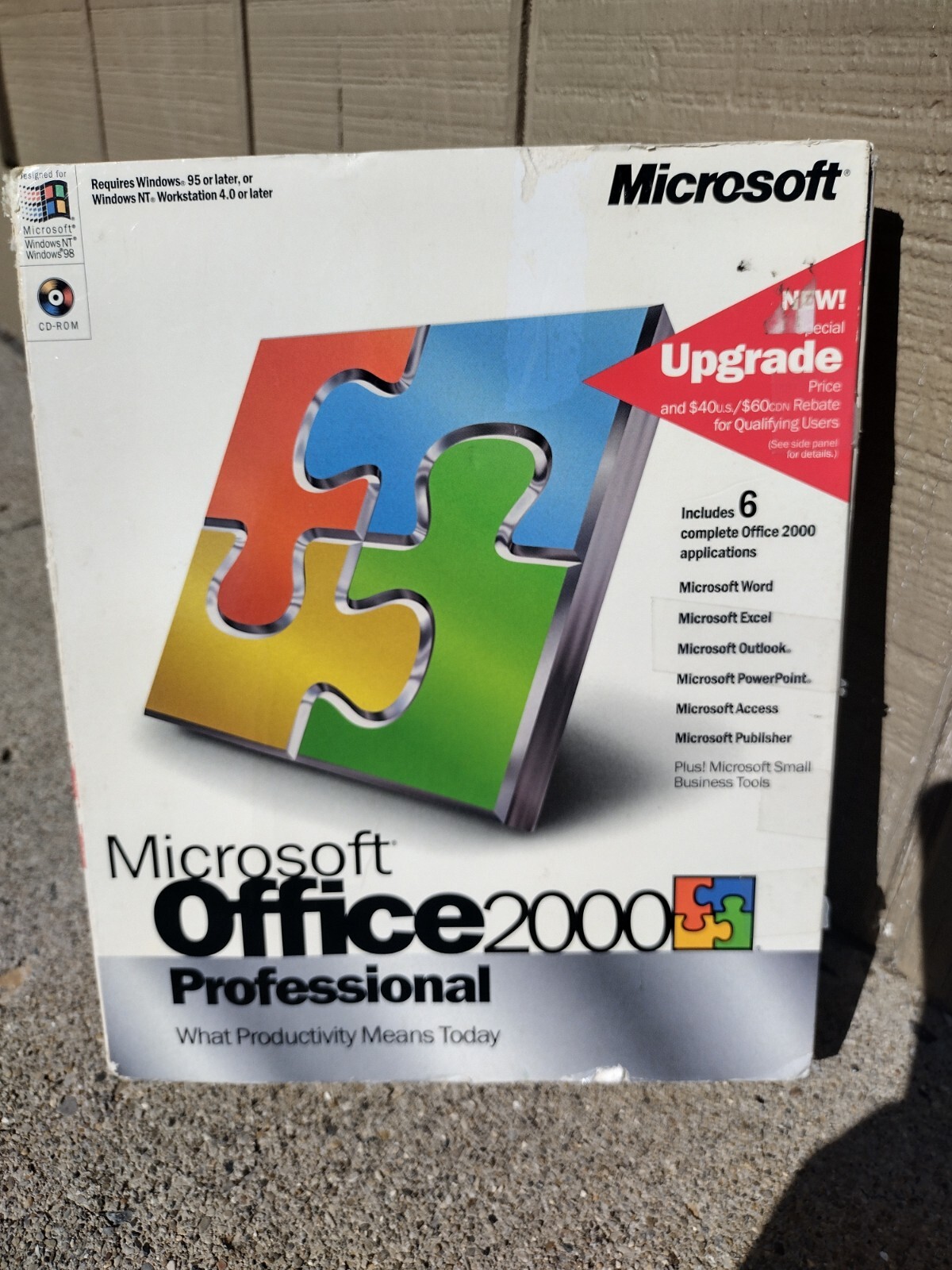 Microsoft Office 2000 Professional Full Retail Box VG Cnd Fast Ship