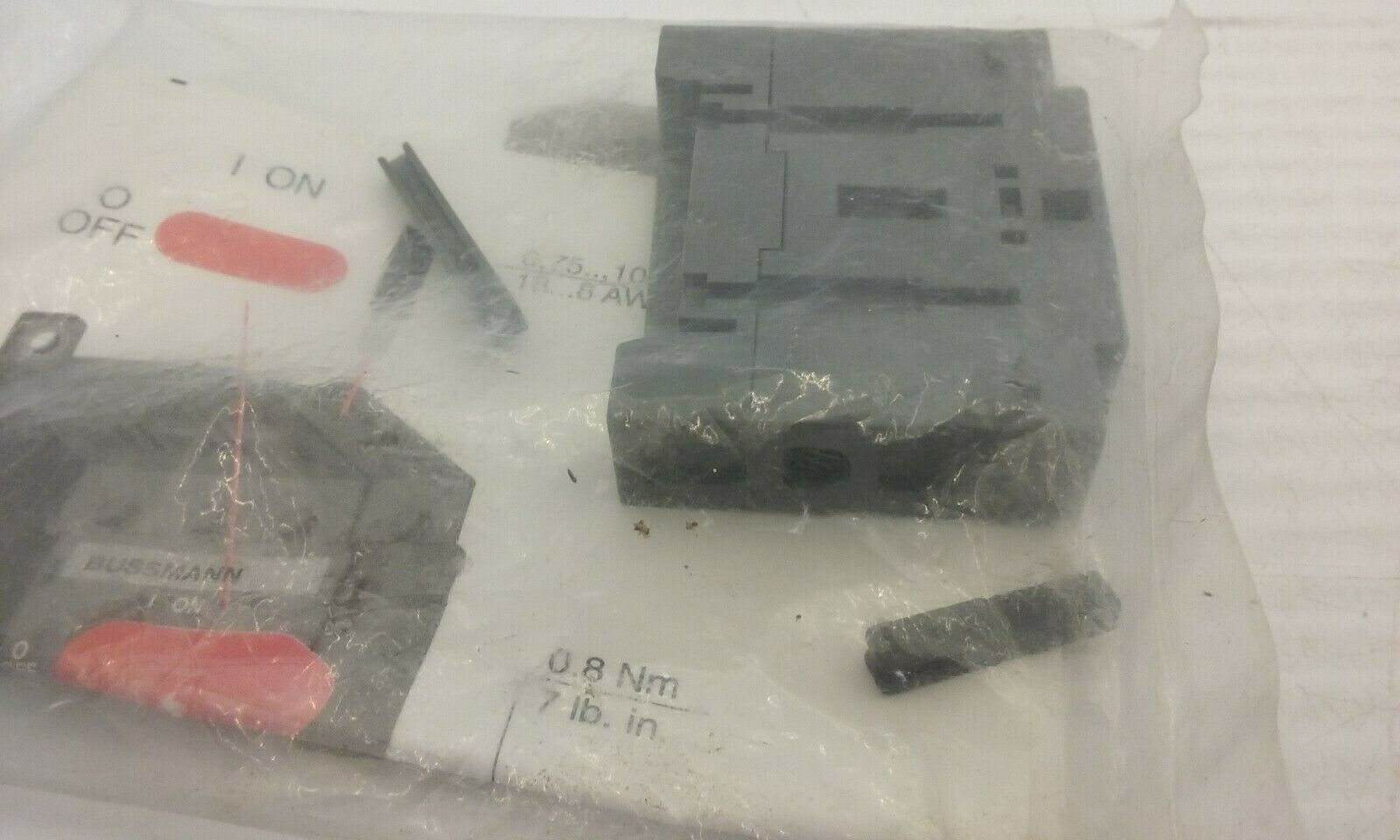 BUSSMANN CDS32P POWER POLE CONTROL SWITCH PANEL MOUNT 40A CDNF16...32 NIB