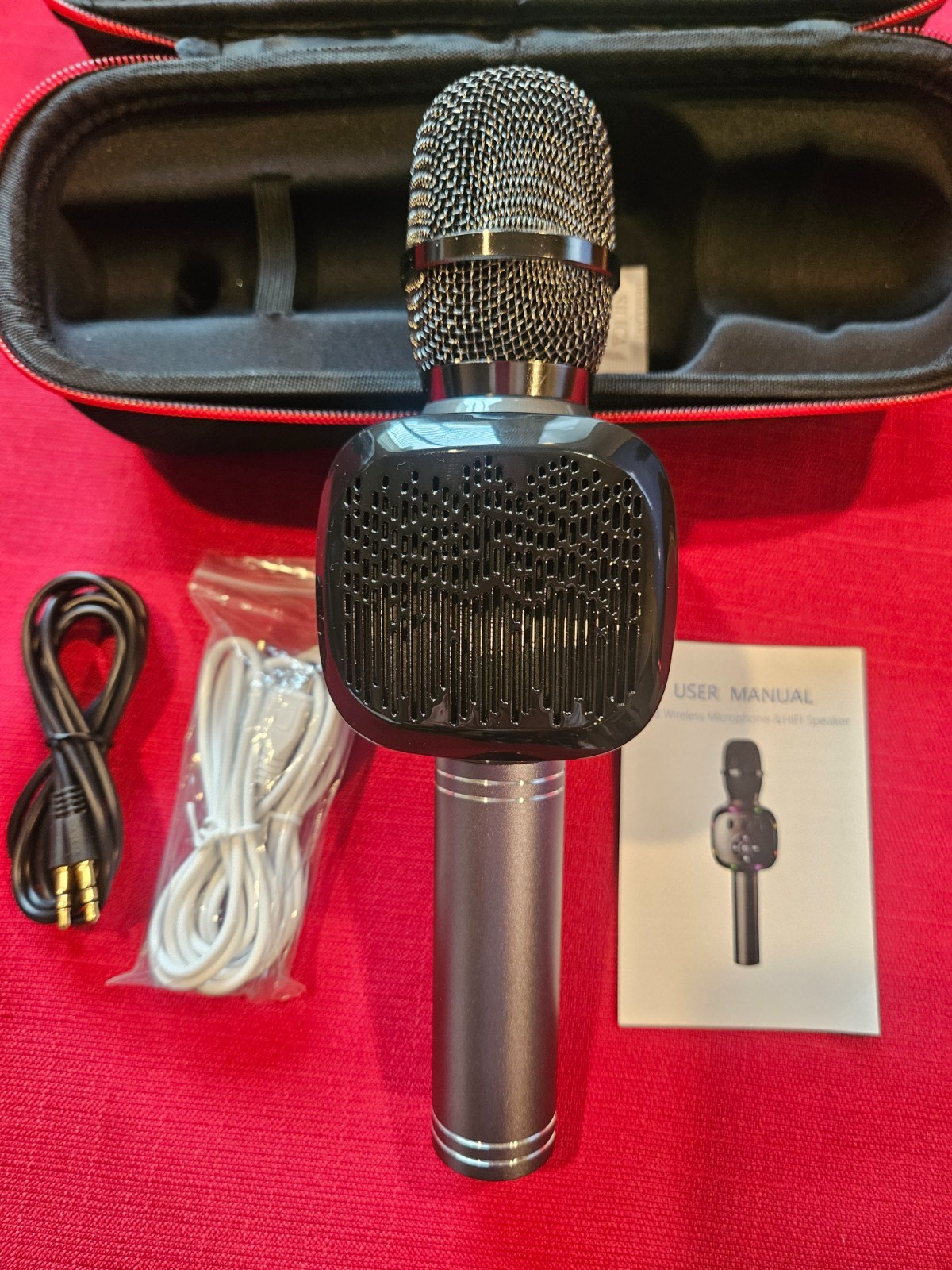 Bonaok Q88 Wireless Microphone & HiFi Speaker