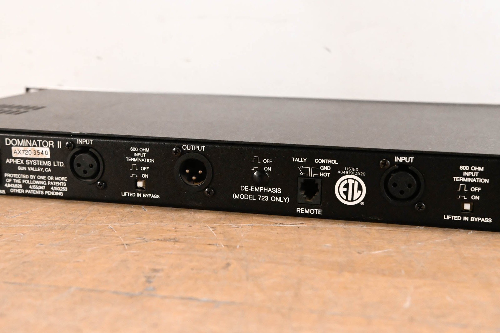 Aphex 720 DOMINATOR II Precision Multiband Peak Limiter CG01XS1