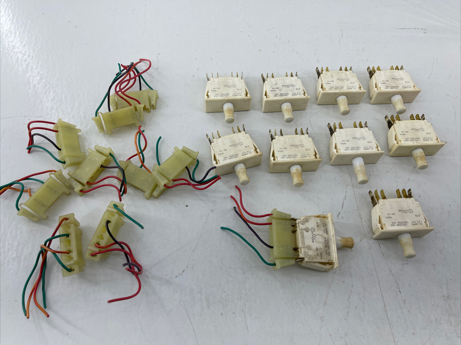 10 Cherry E79-30A Buttons 10A 125 VAC /250VAC