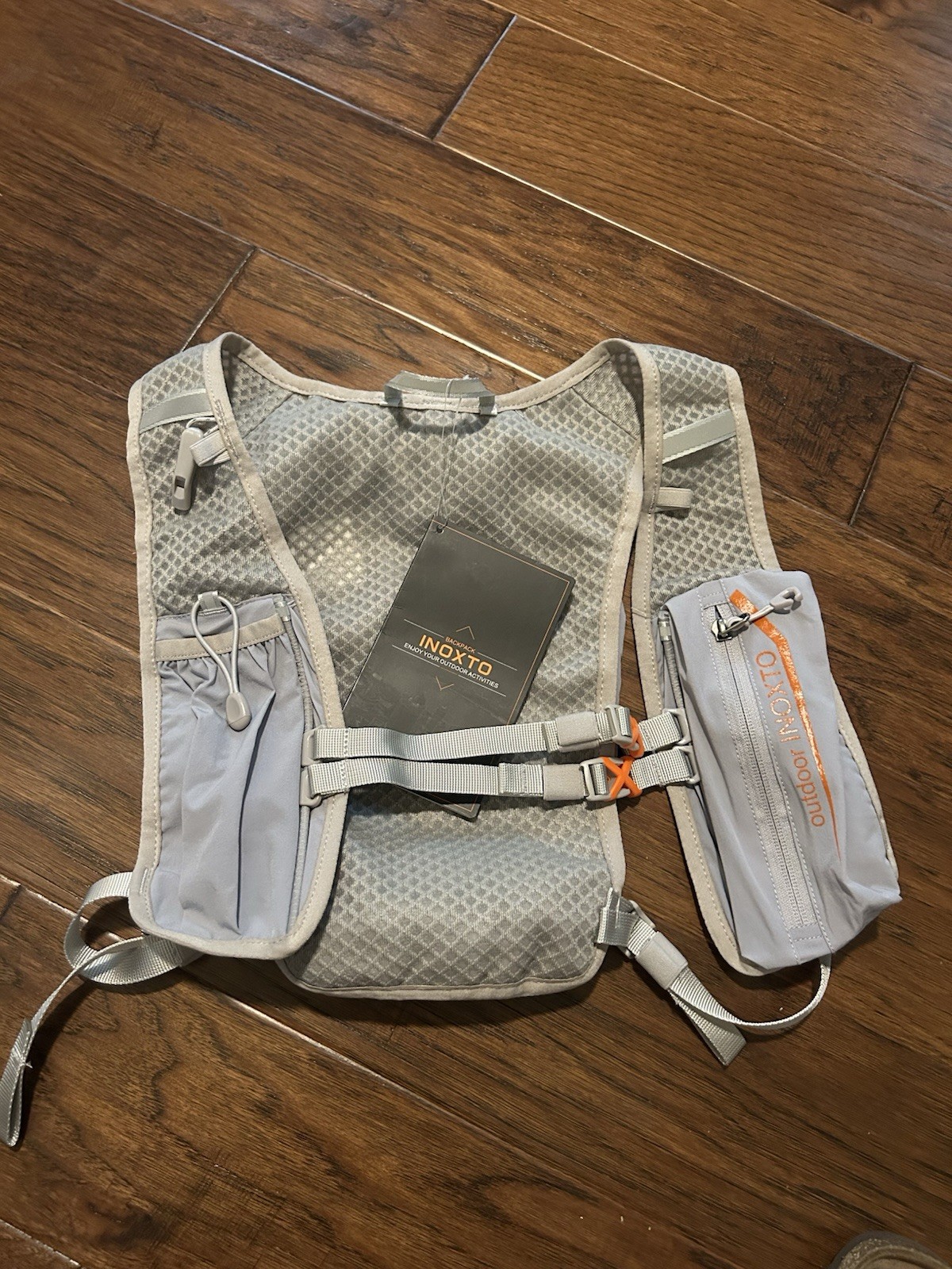INOXTO Running Hydration Vest Backpack- New With Tags - Read Description