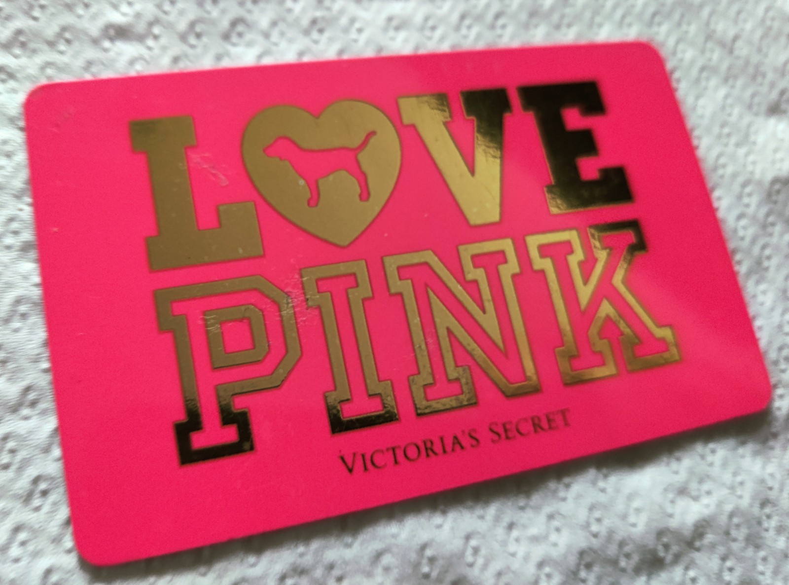 RARE VICTORIA SECRET LOVE PINK COLLECTIBLE CARD Victoria's Gold Heart Dog