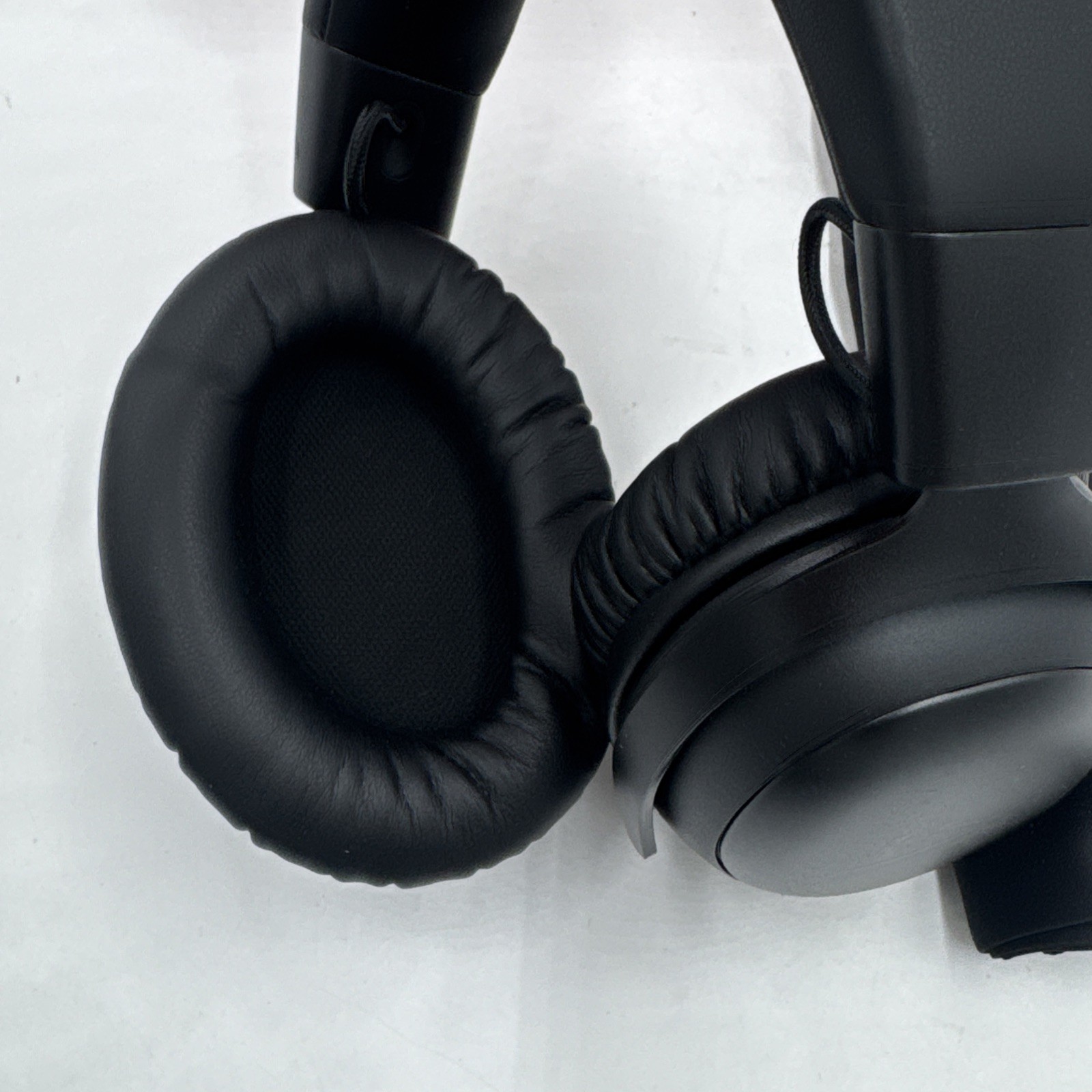 HyperX Cloud III S Wireless - Gaming Headset (Black) Open Box