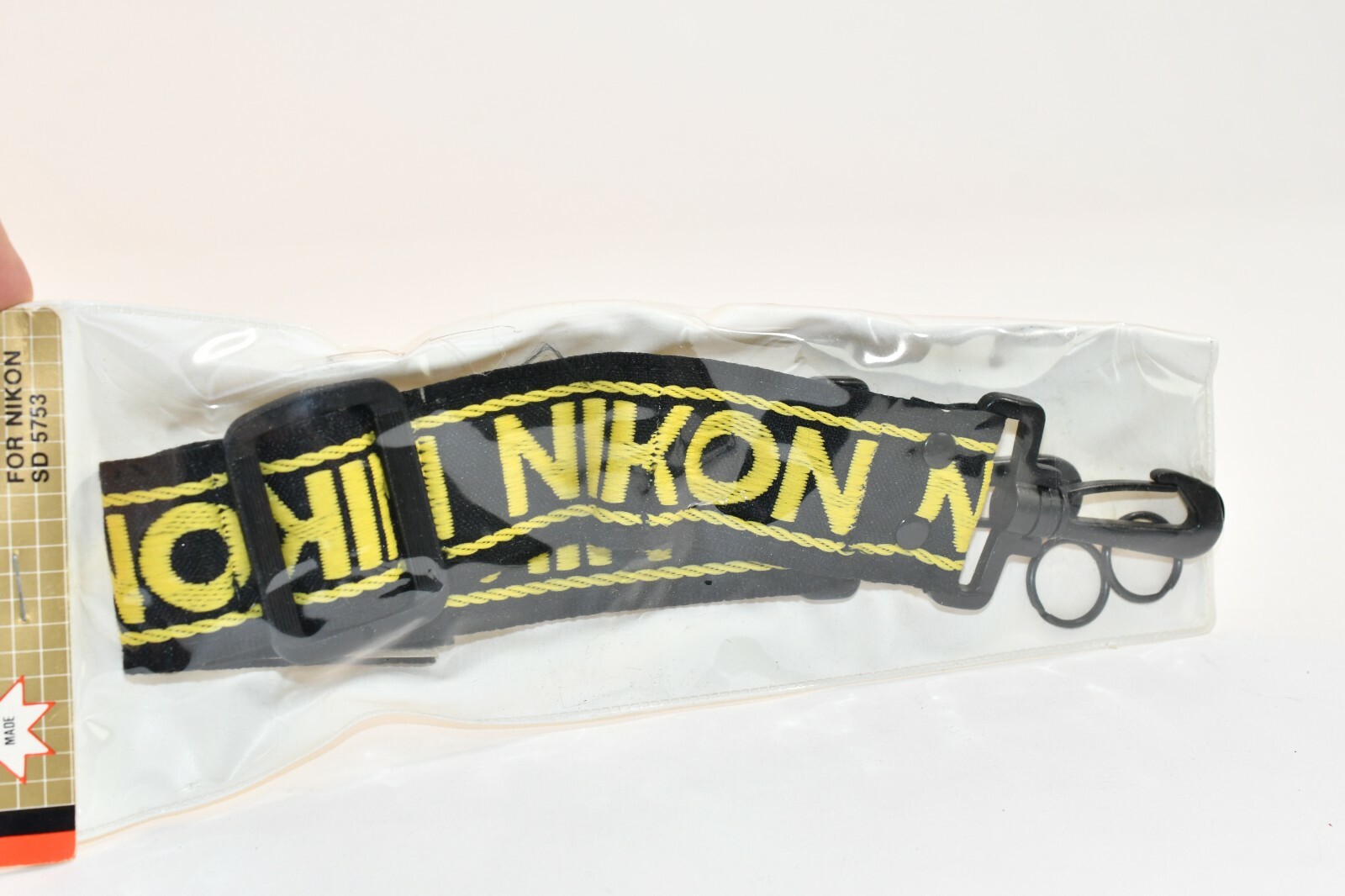 NOS NIKON CAMERA NECK STRAP Aftermarket Black / Yellow  for DSLR / SLR